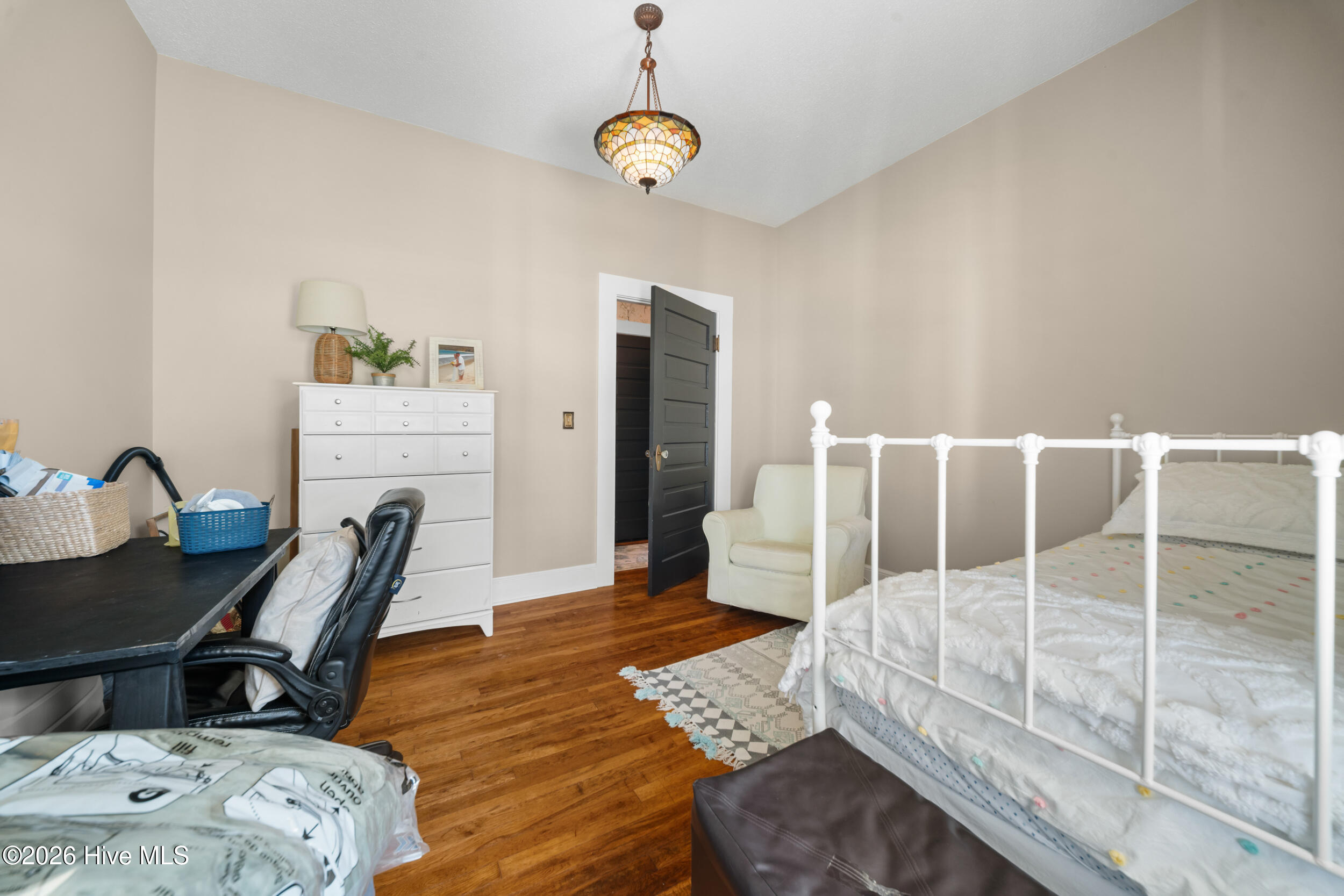 631 Barney Avenue Property Photo 25