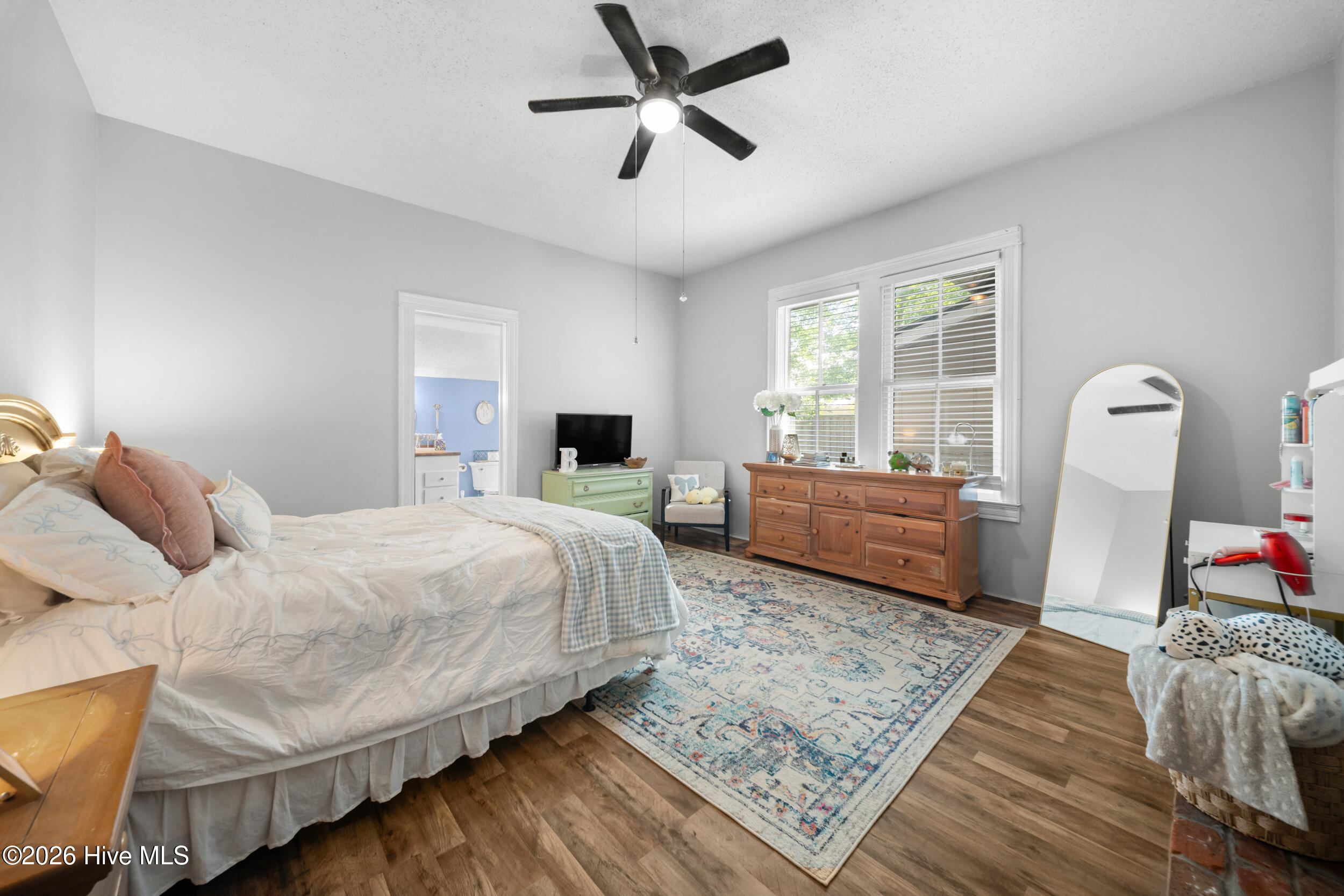 631 Barney Avenue Property Photo 26