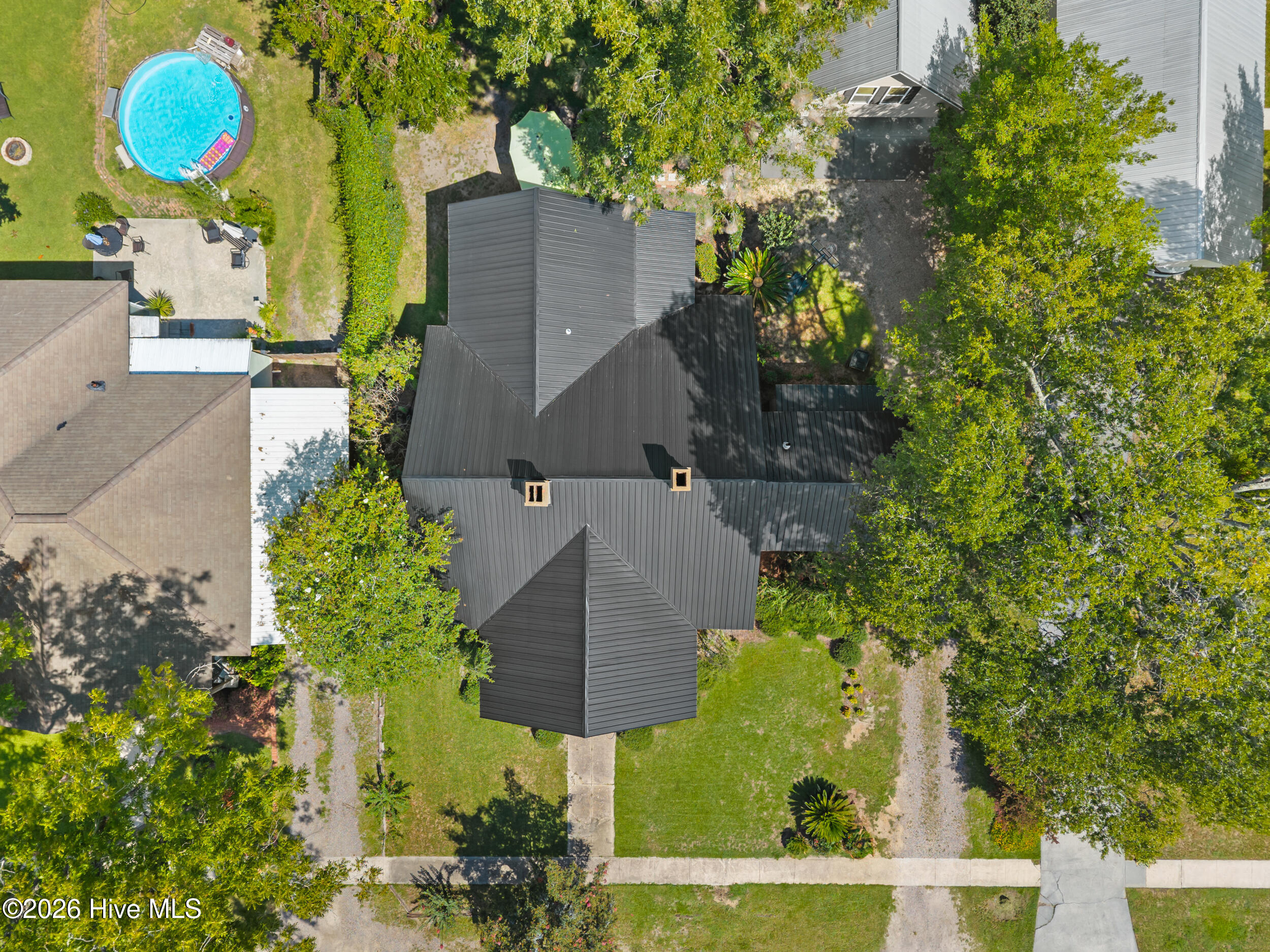 631 Barney Avenue Property Photo 33