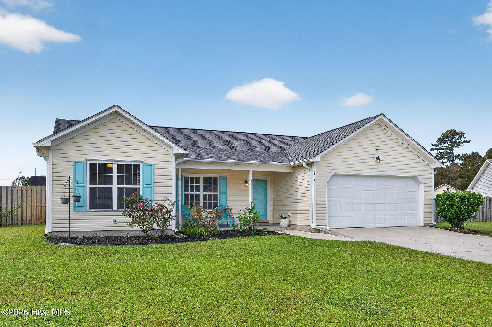 9491 Seany Drive NE Property Photo 1