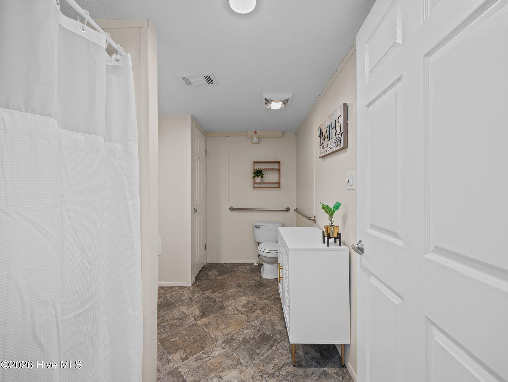111 Woodpecker Road Property Photo 15