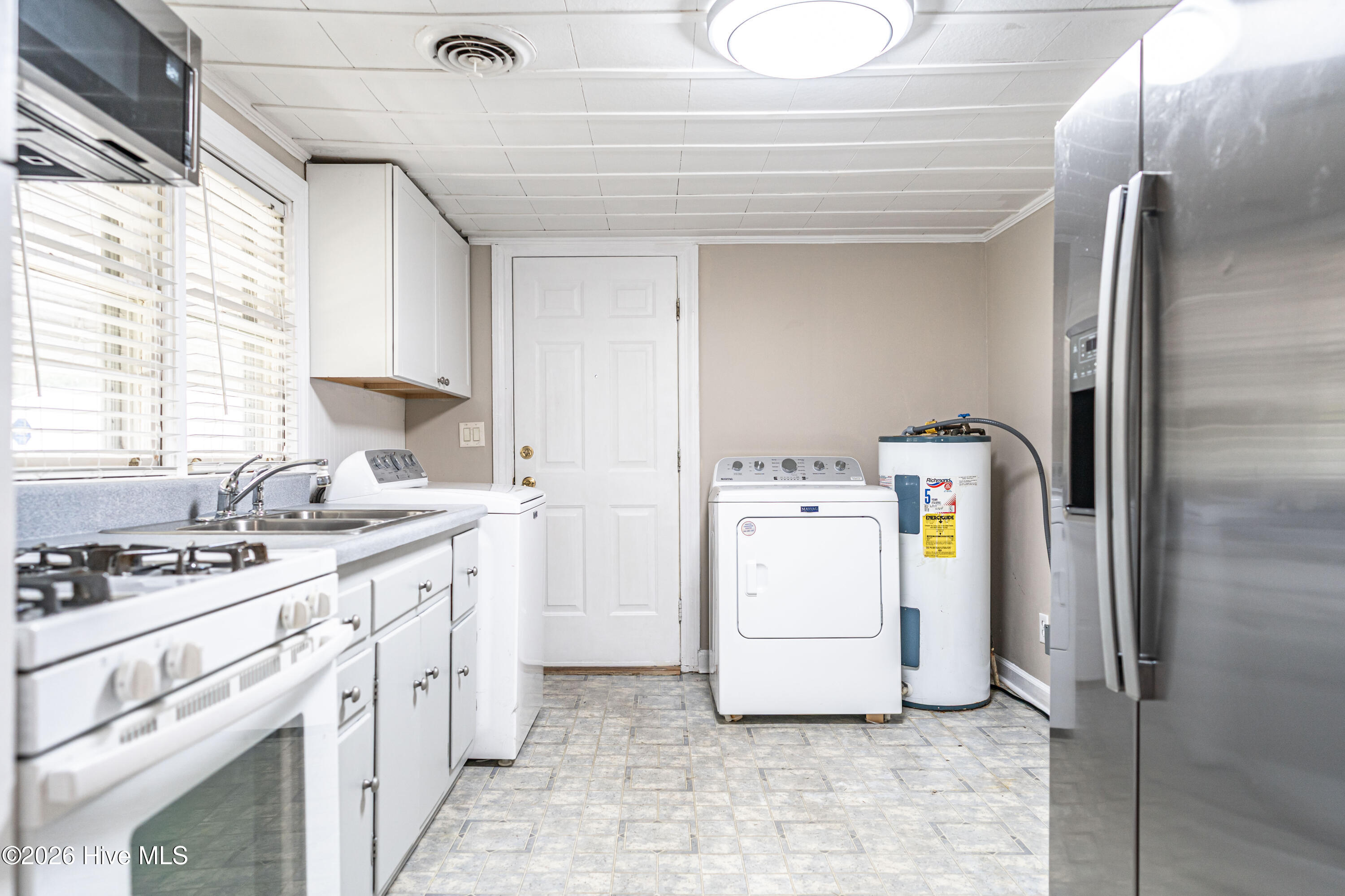 407 Ward Street Property Photo 15