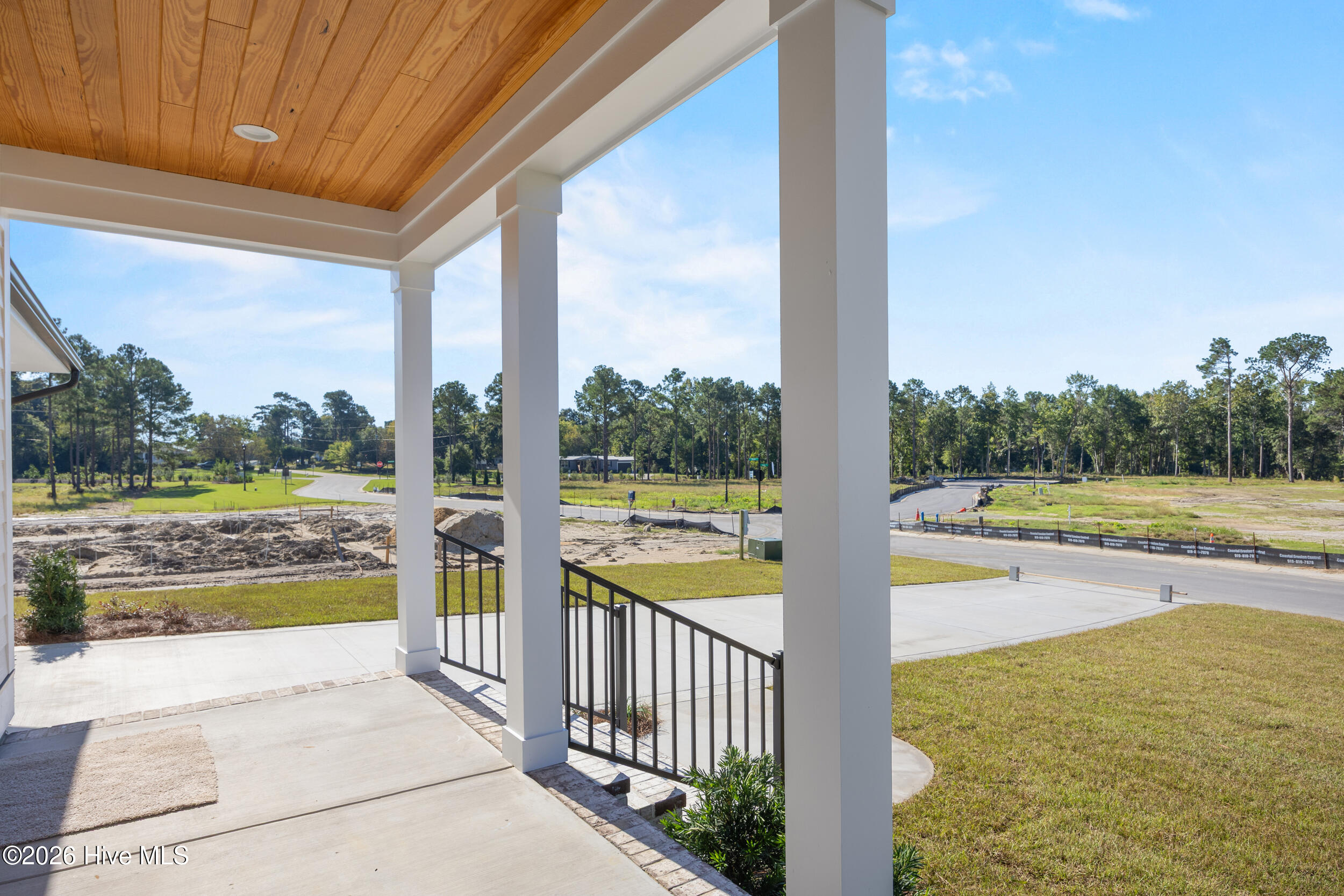 96 Halcyon Drive Property Photo 4