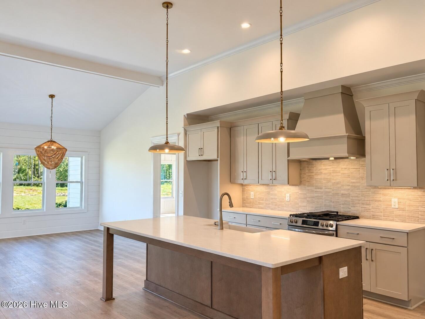 96 Halcyon Drive Property Photo 8