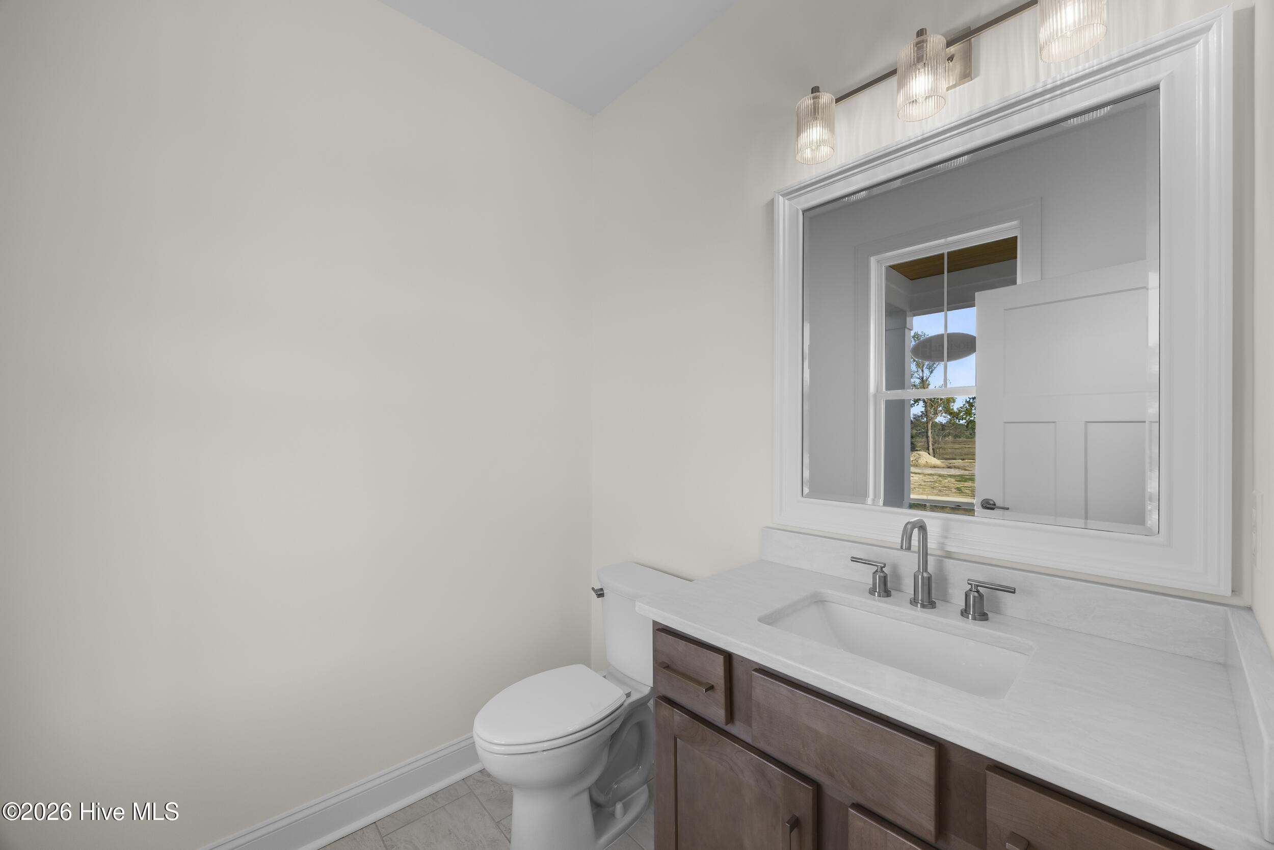 96 Halcyon Drive Property Photo 10