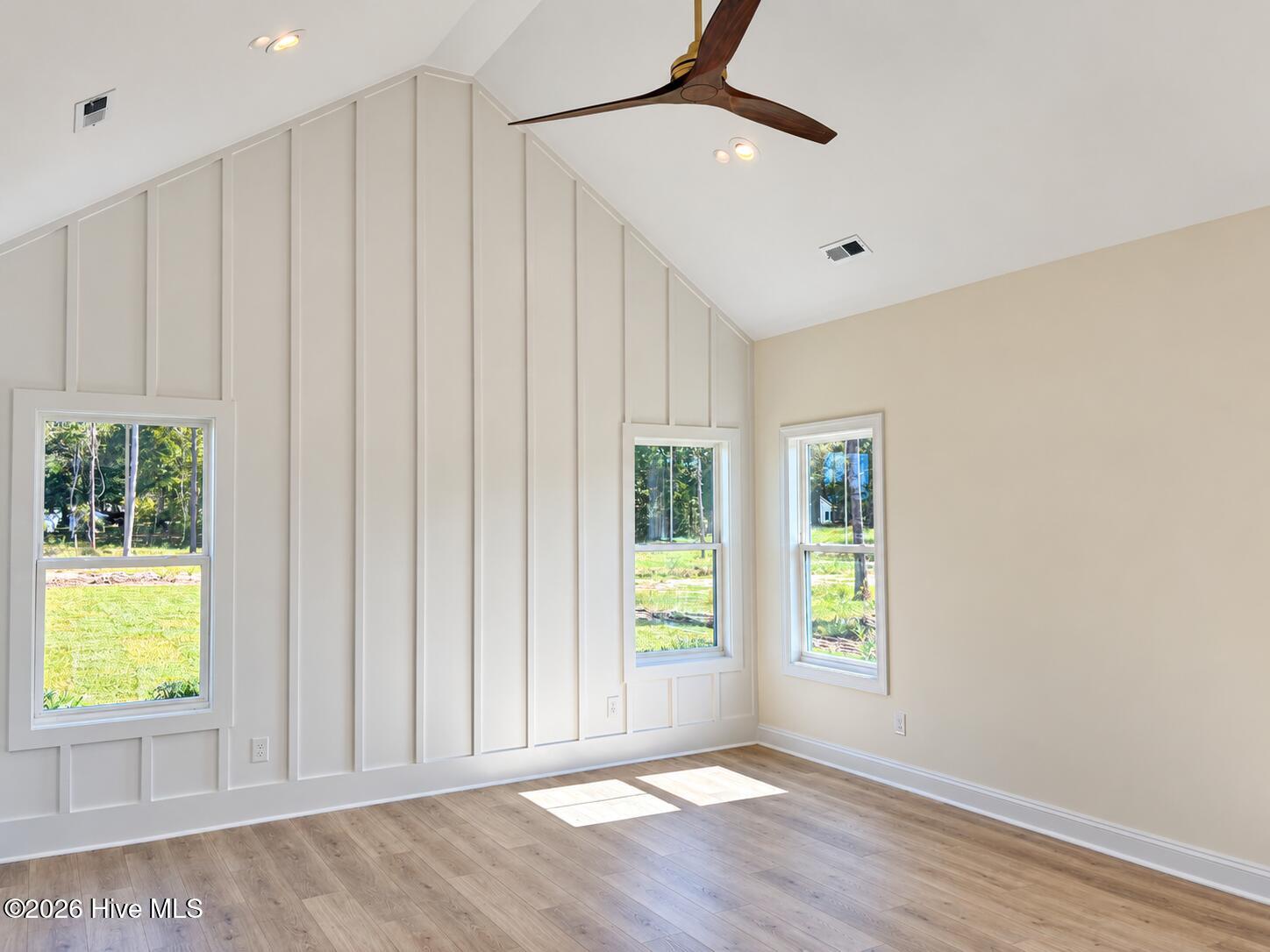 96 Halcyon Drive Property Photo 12