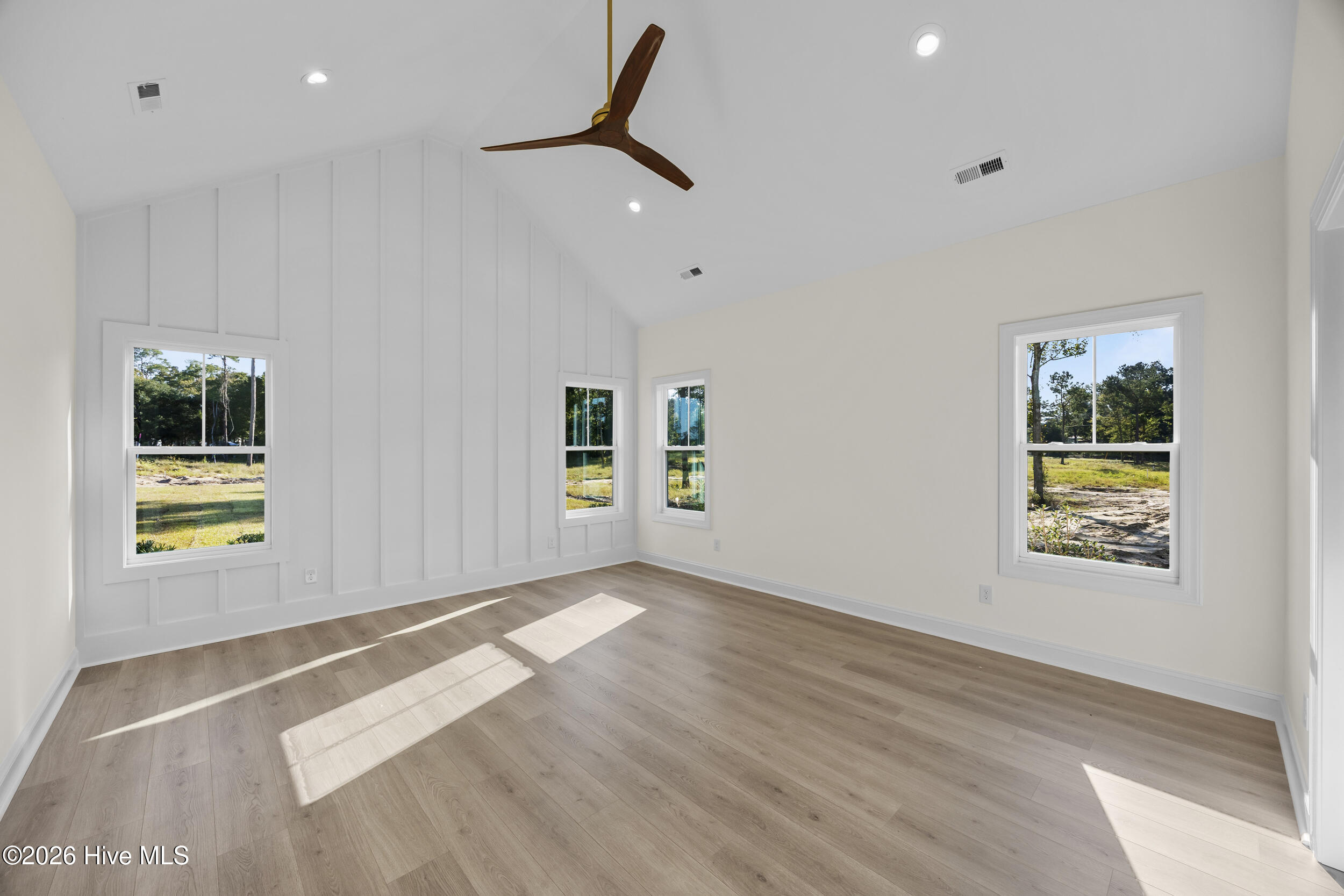 96 Halcyon Drive Property Photo 31