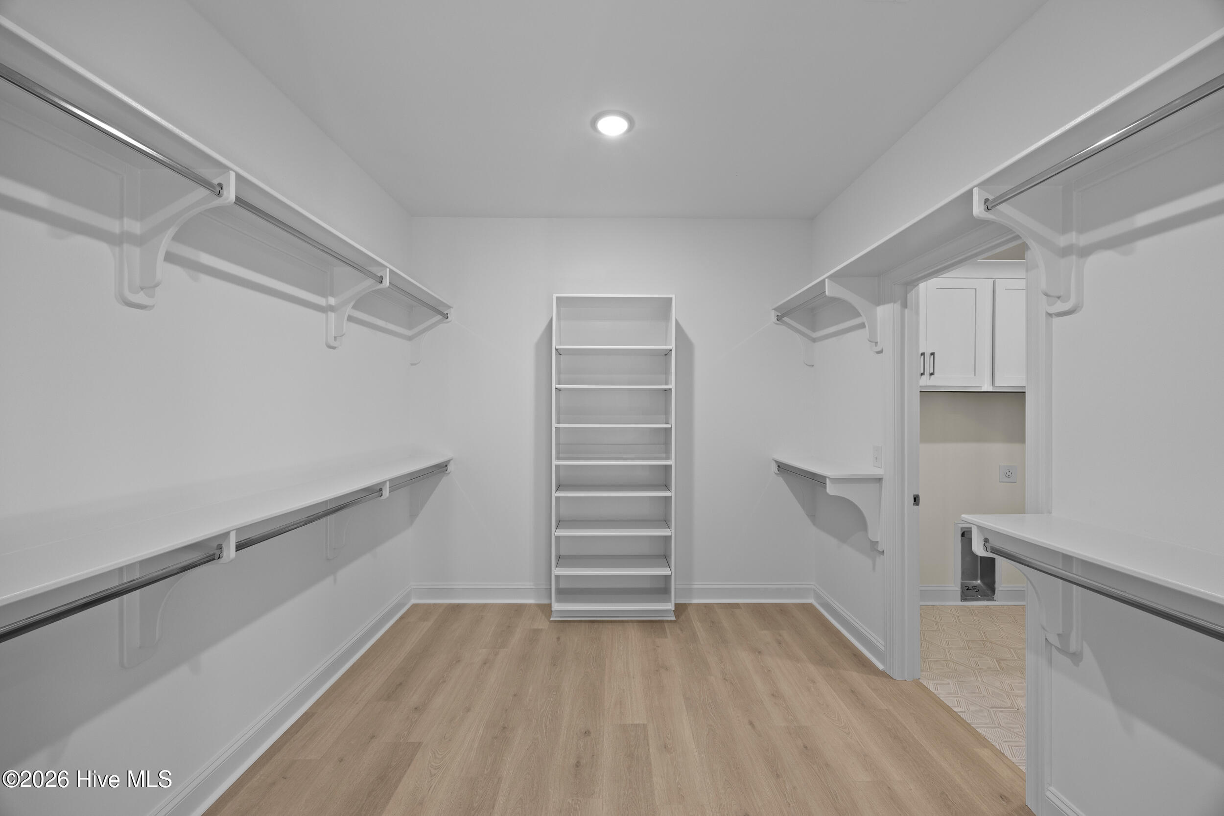 96 Halcyon Drive Property Photo 37