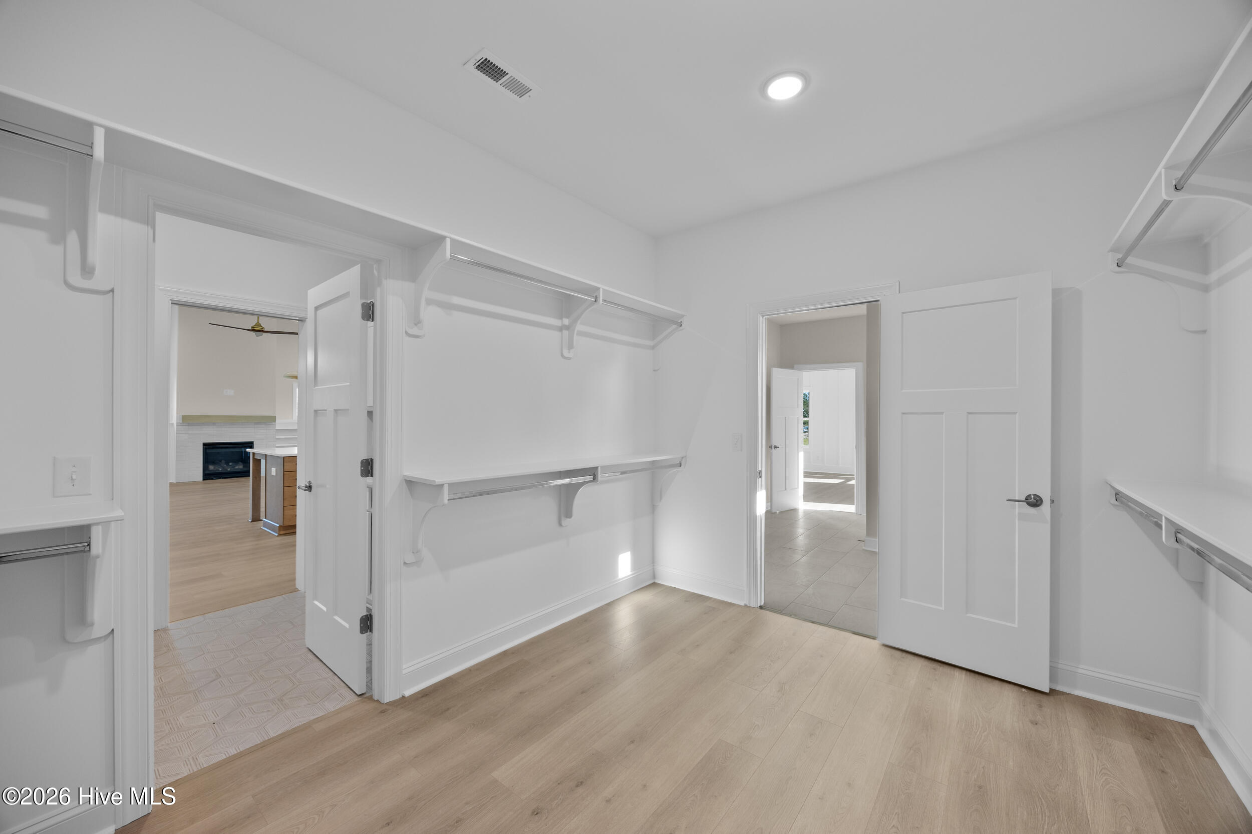 96 Halcyon Drive Property Photo 39