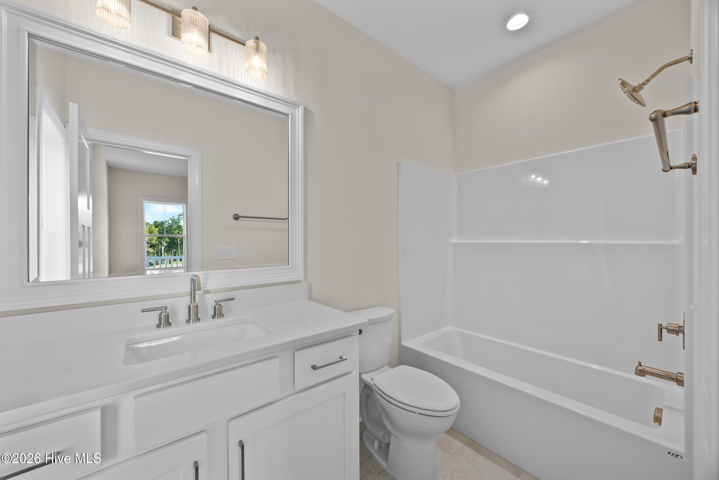 96 Halcyon Drive Property Photo 49