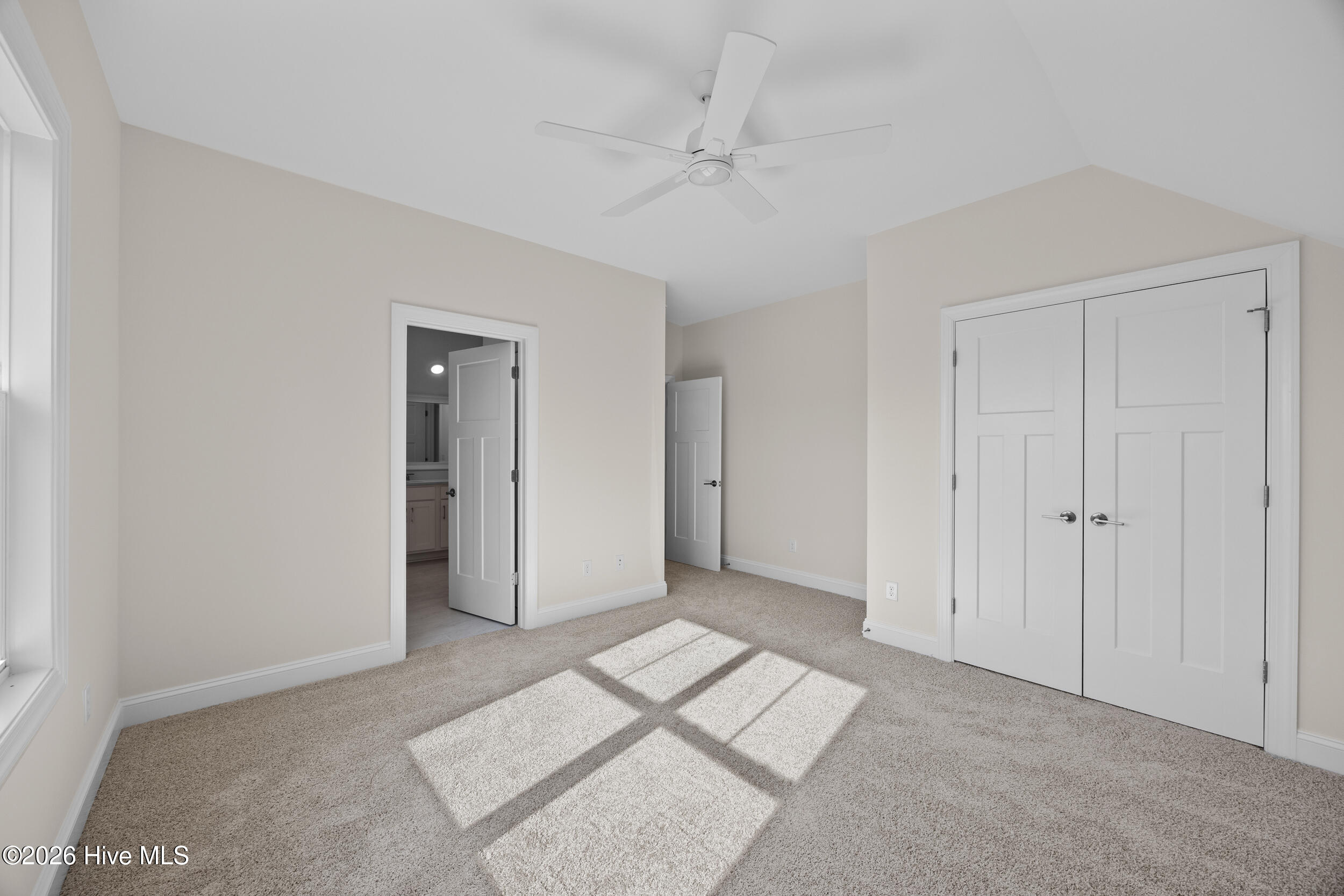 96 Halcyon Drive Property Photo 58