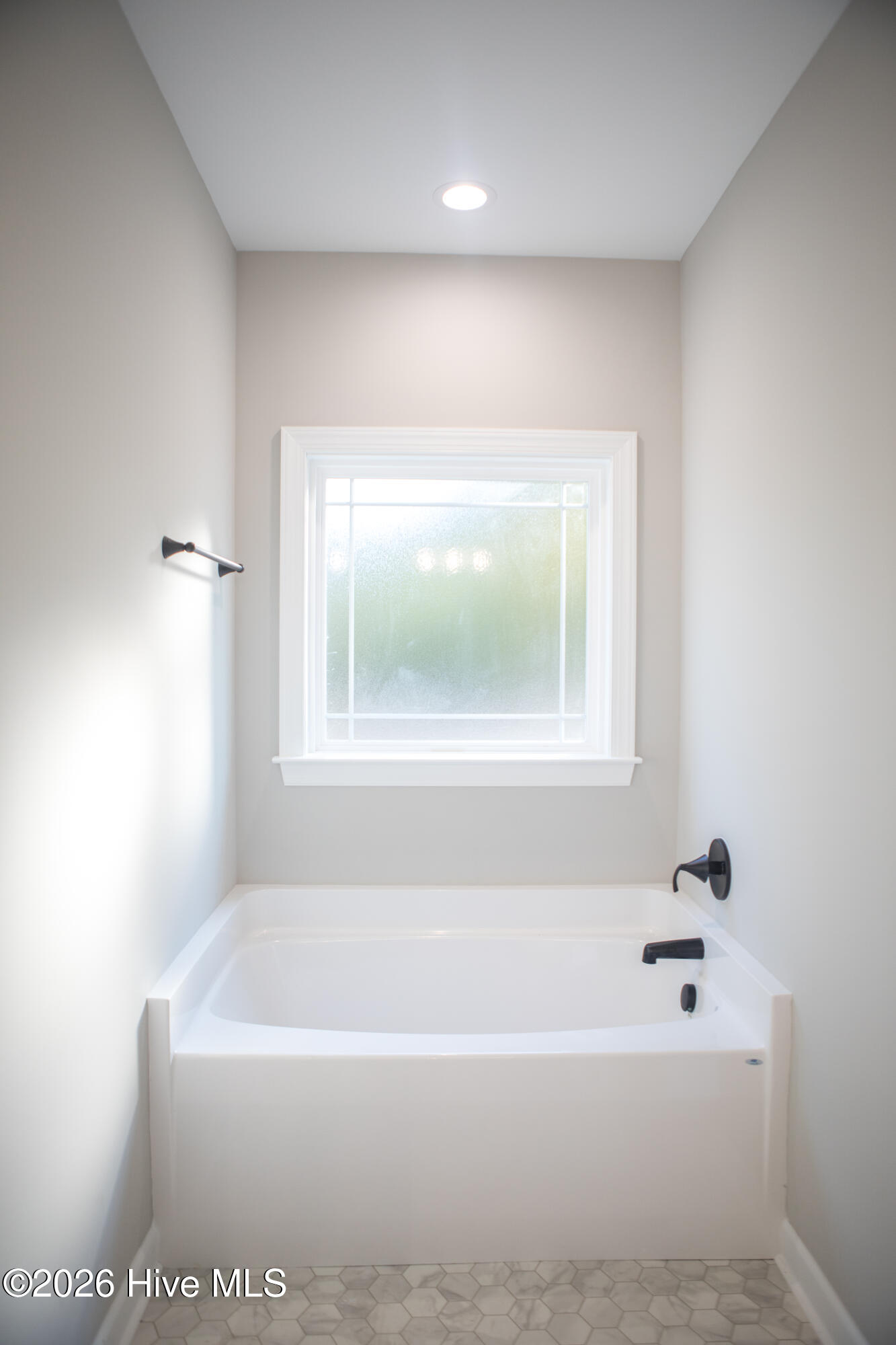 102 North Court Property Photo 16