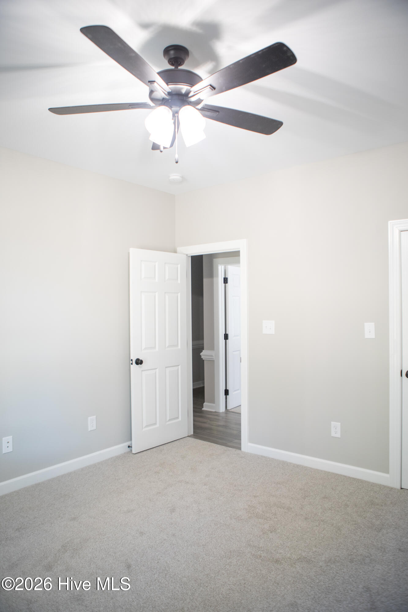 102 North Court Property Photo 27