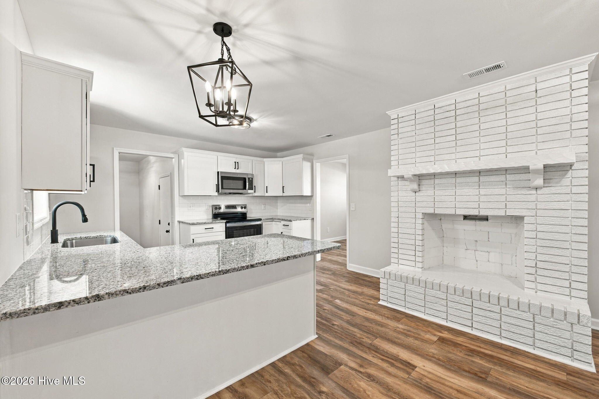 1202 Forest Drive Property Photo 16