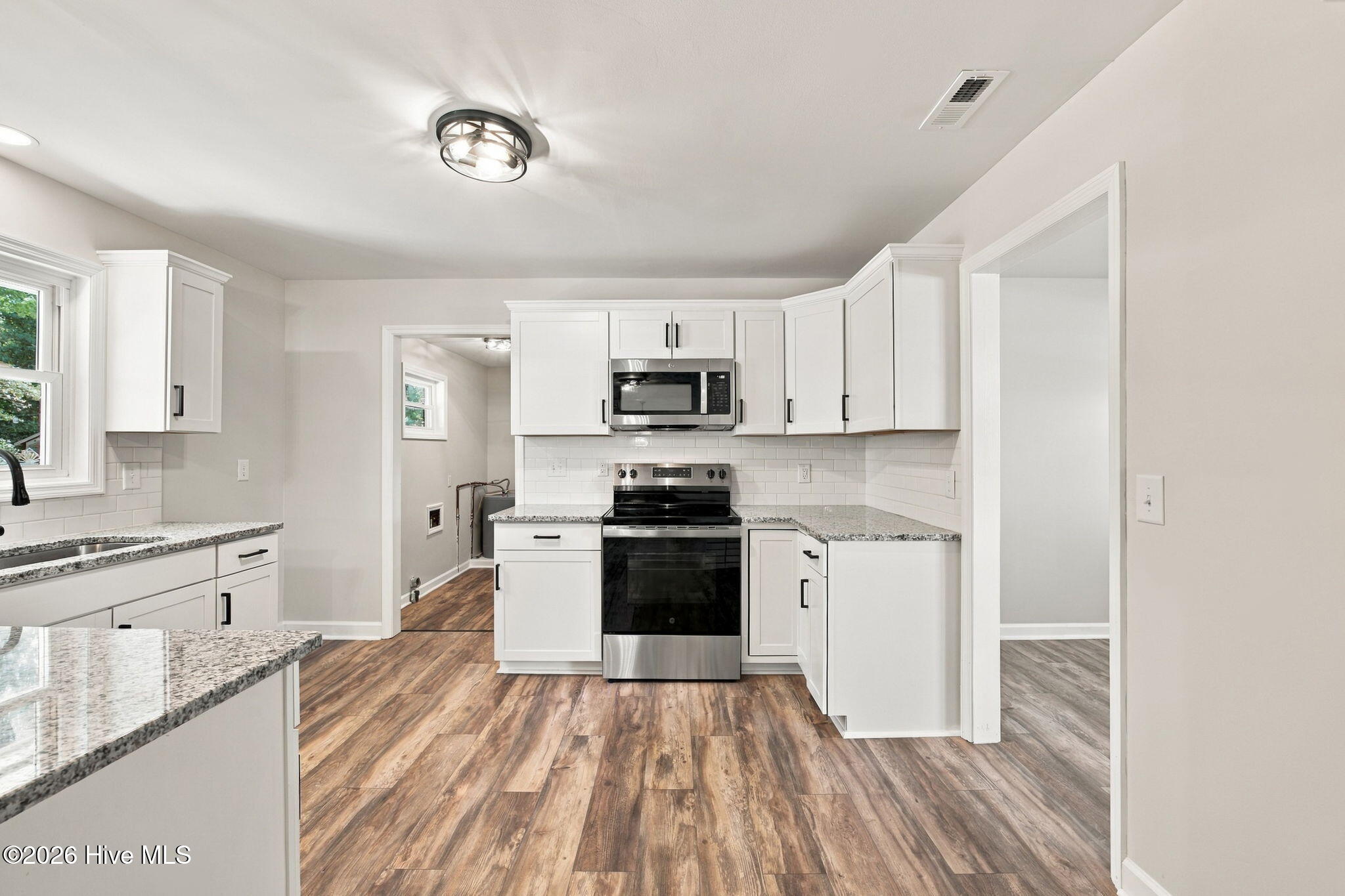 1202 Forest Drive Property Photo 17