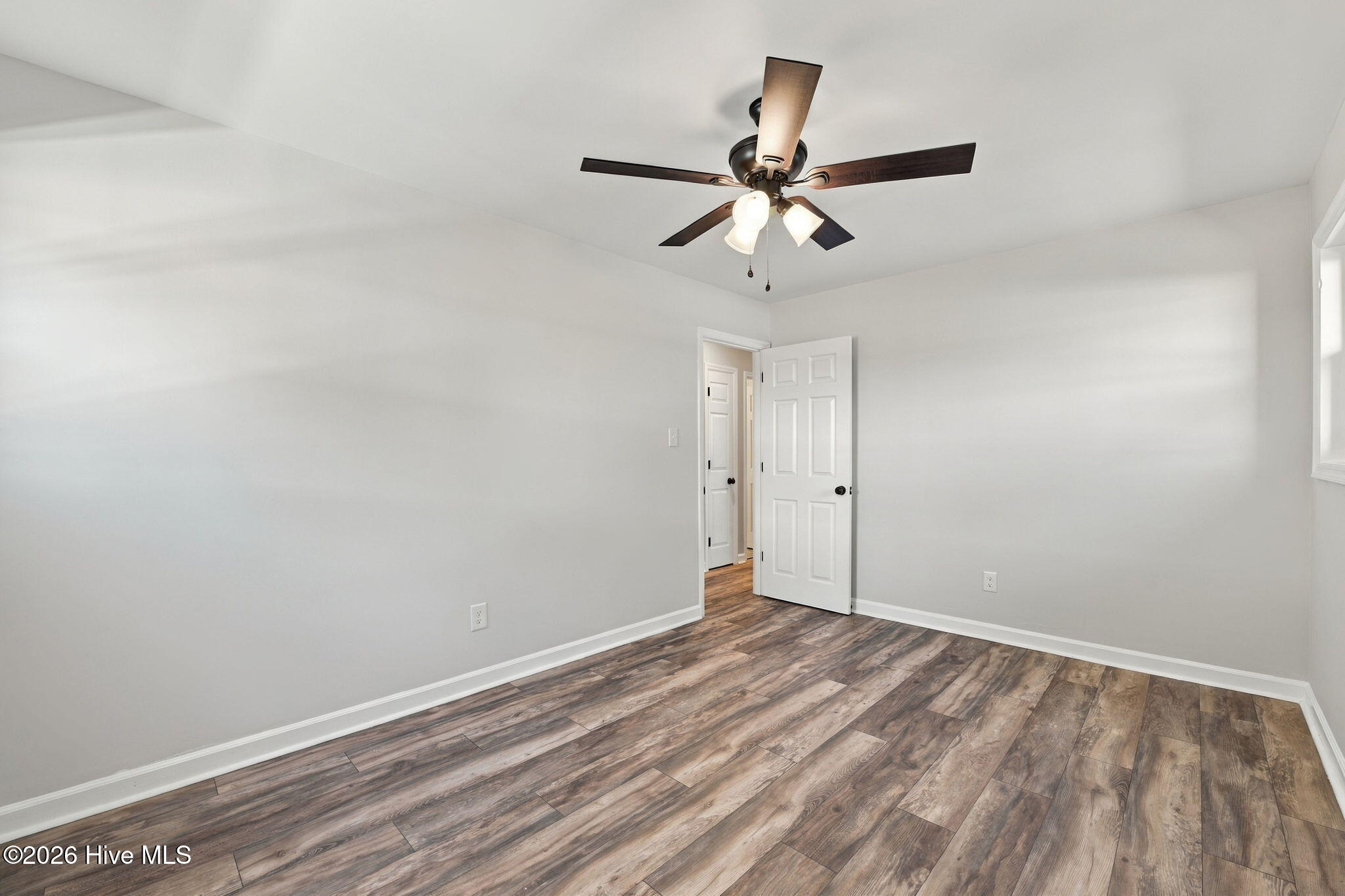 1202 Forest Drive Property Photo 27