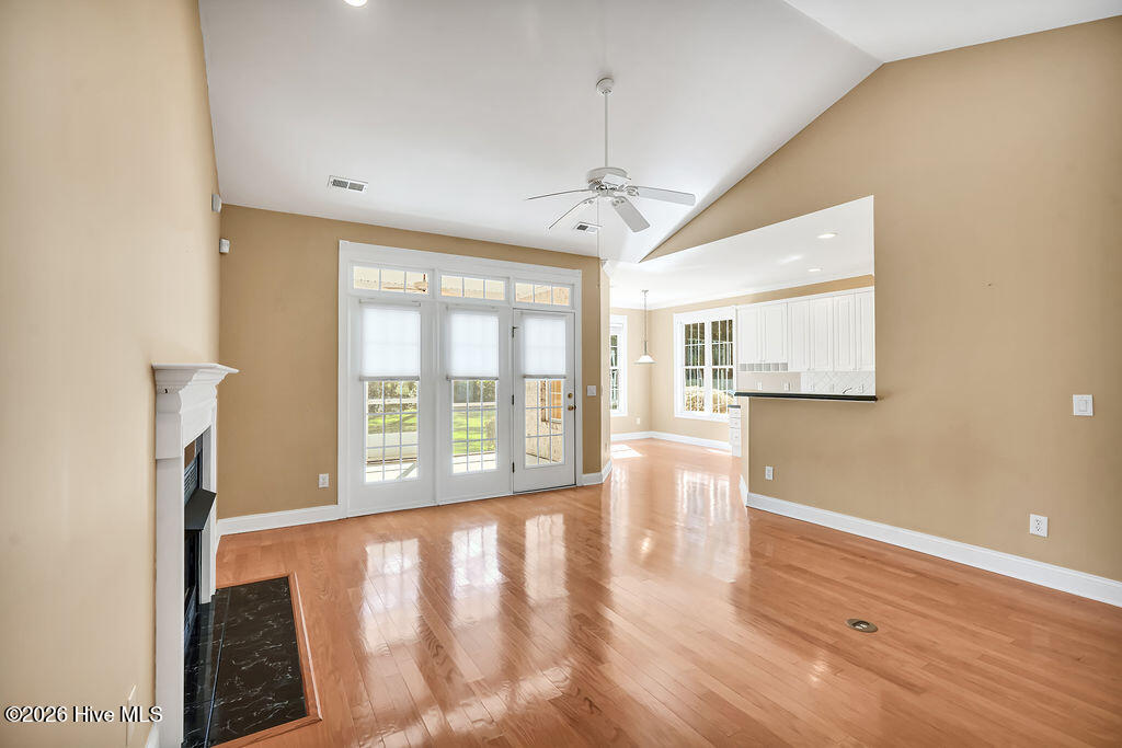 1103 Stanfield Court Property Photo 13