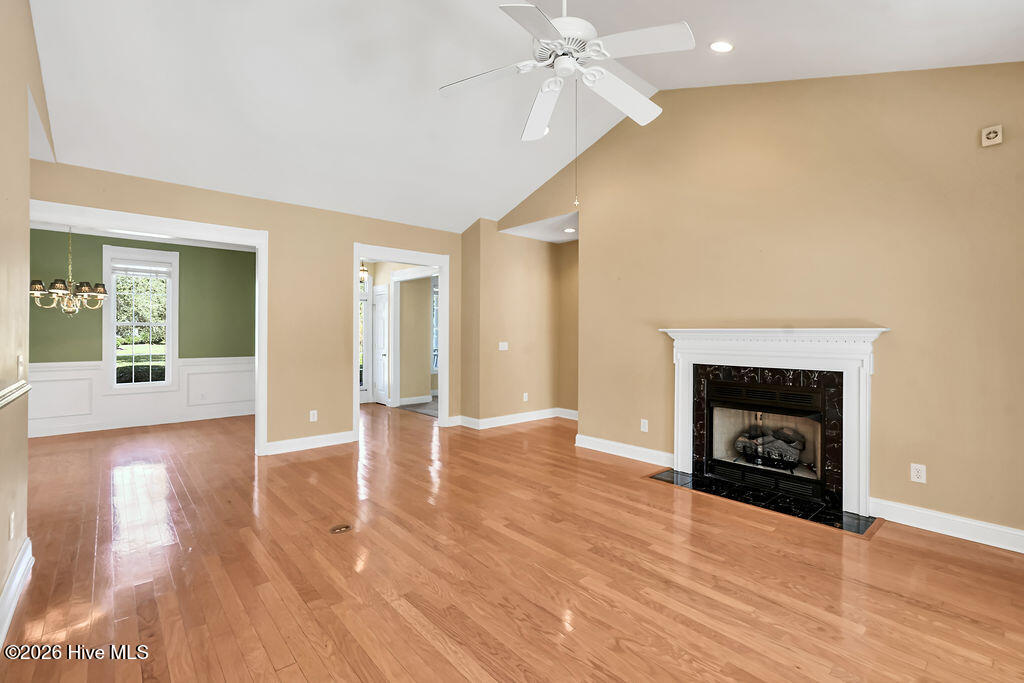 1103 Stanfield Court Property Photo 14