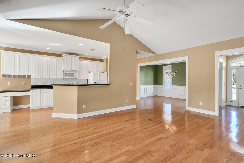 1103 Stanfield Court Property Photo 15