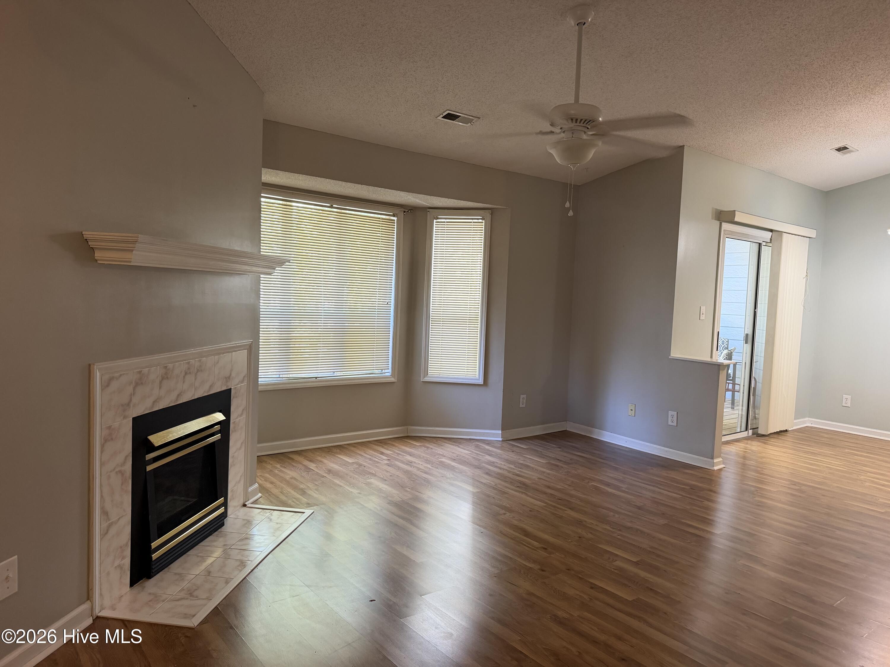 110 Breezewood Drive G Property Photo 4