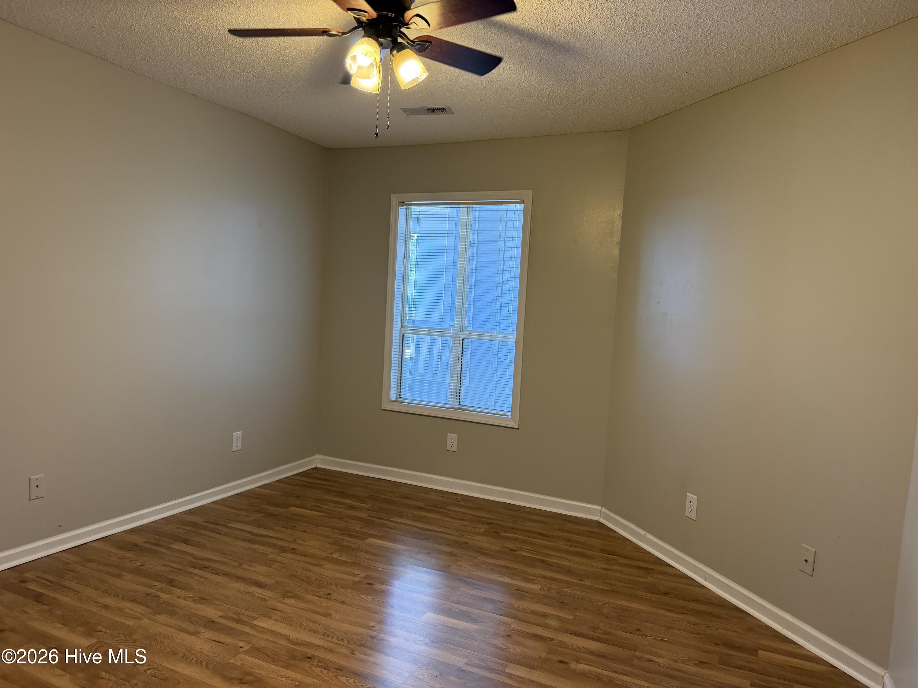 110 Breezewood Drive G Property Photo 7
