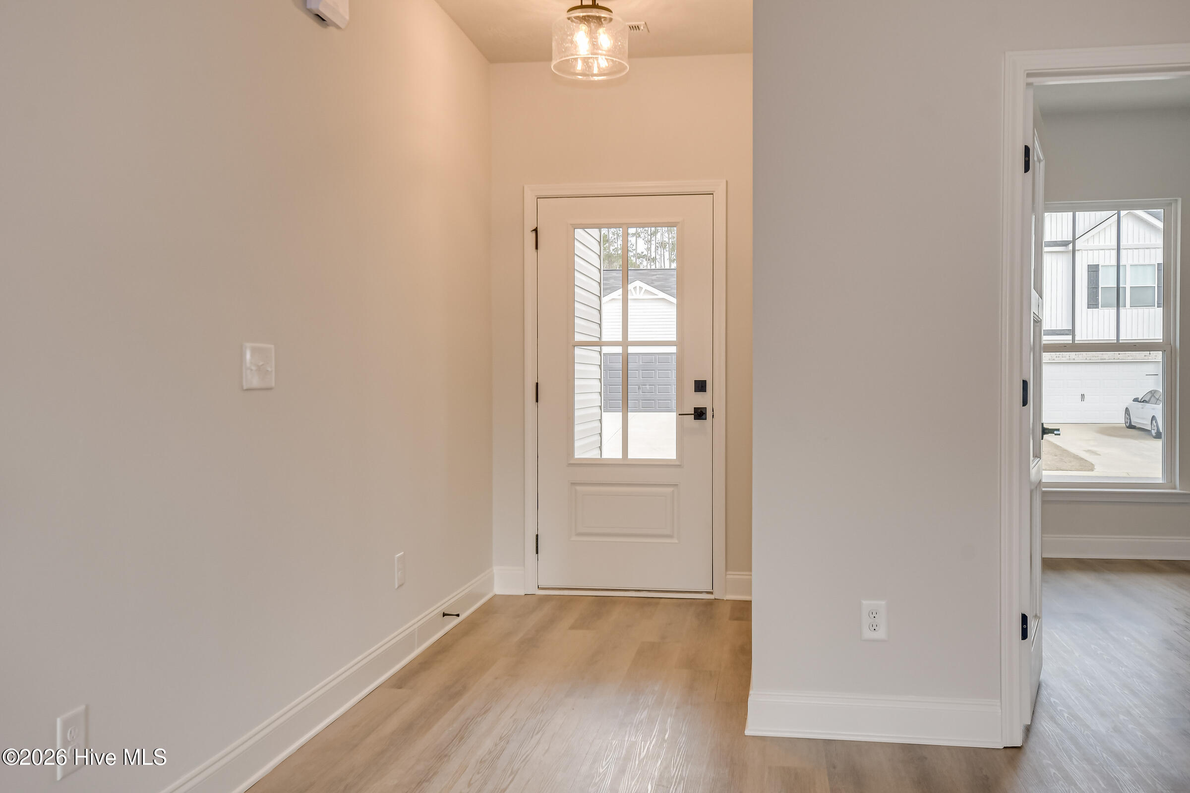 1699 Pine Ridge Drive N Property Photo 2