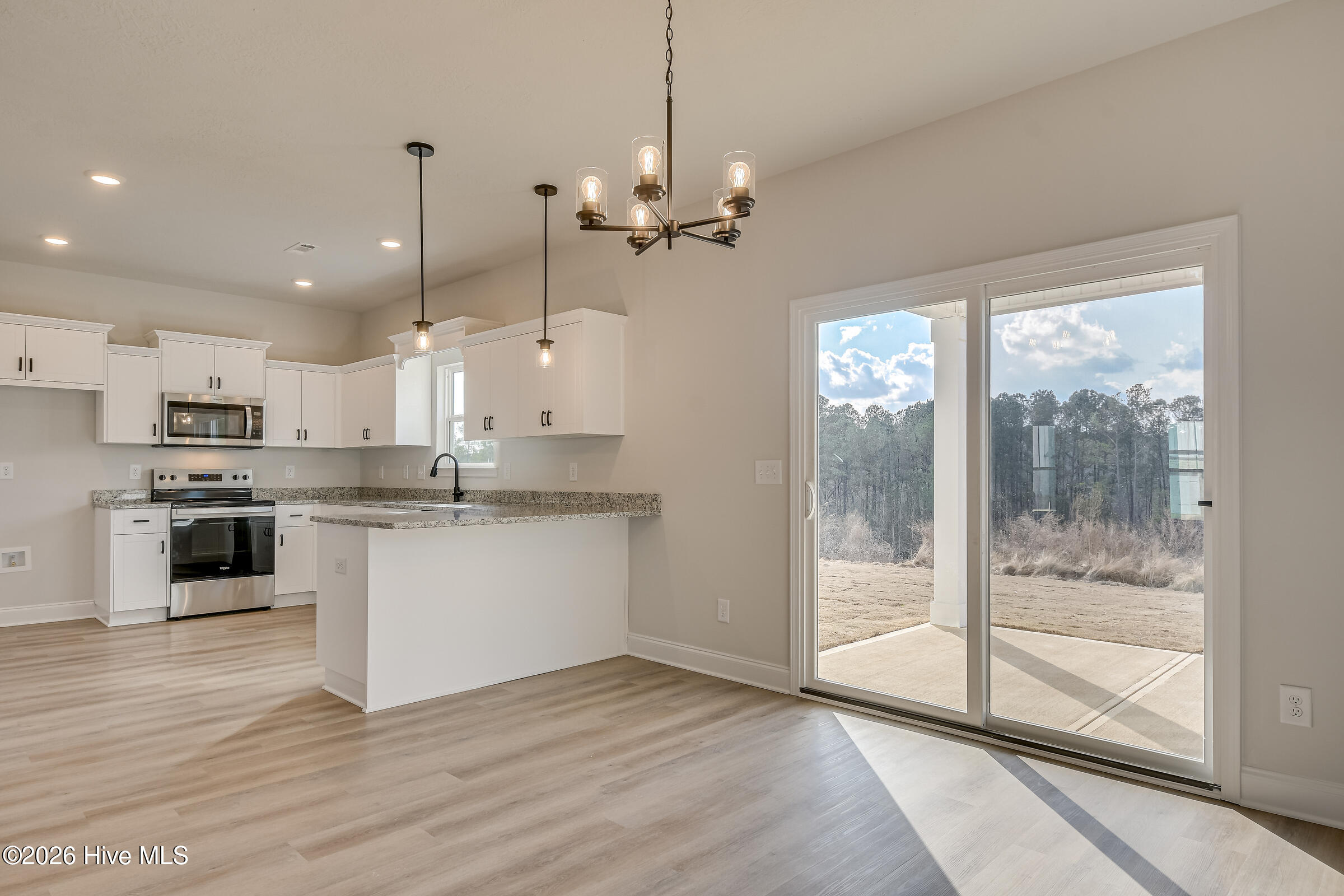1699 Pine Ridge Drive N Property Photo 10