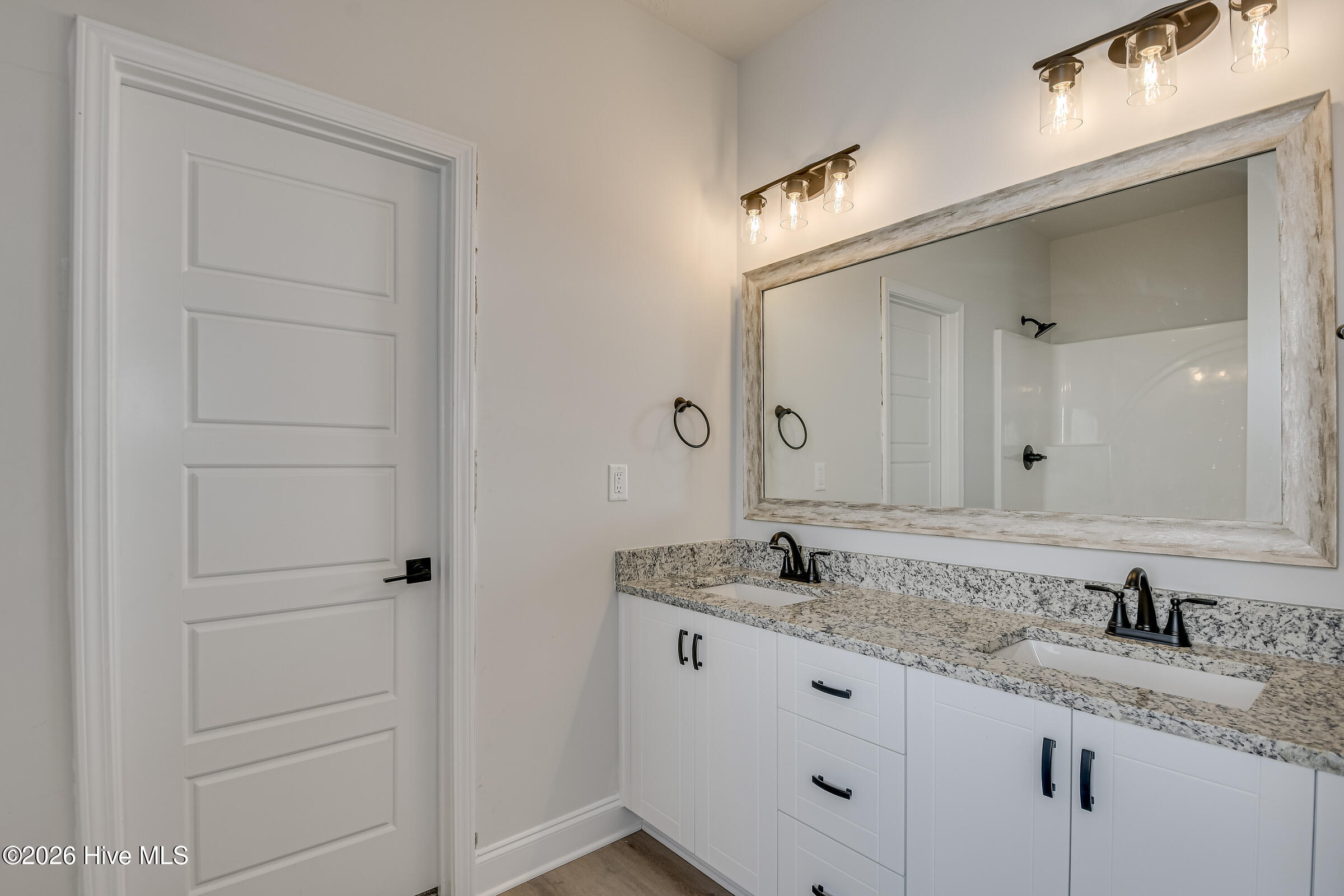 1699 Pine Ridge Drive N Property Photo 23
