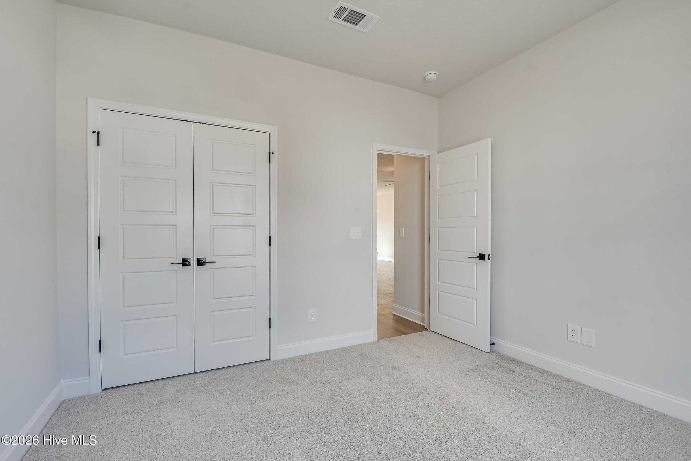1699 Pine Ridge Drive N Property Photo 26
