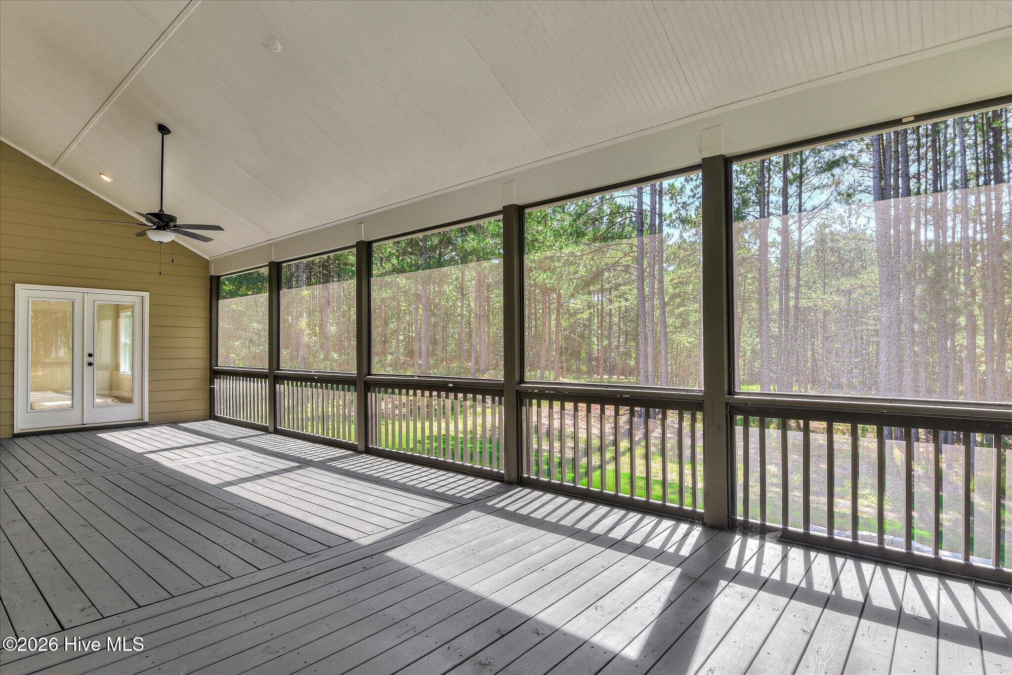 1192 Sunset Cove Property Photo 37