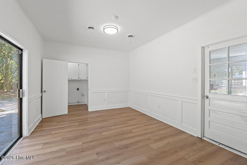 866 Brookfield Parkway Property Photo 11