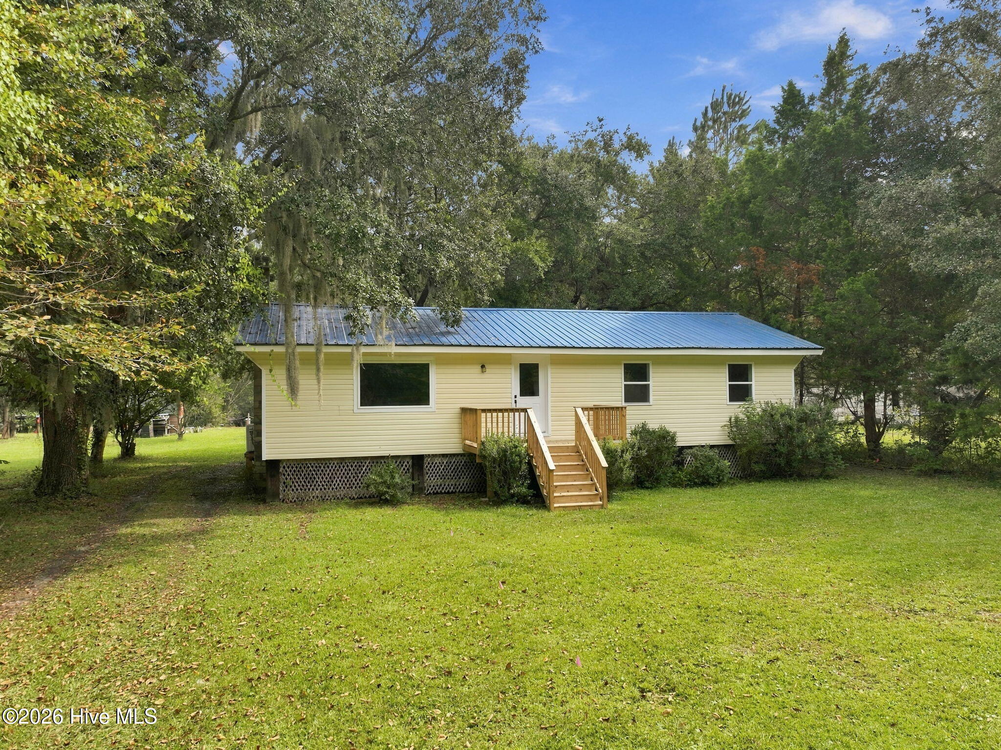 440 Village Drive Property Photo 3