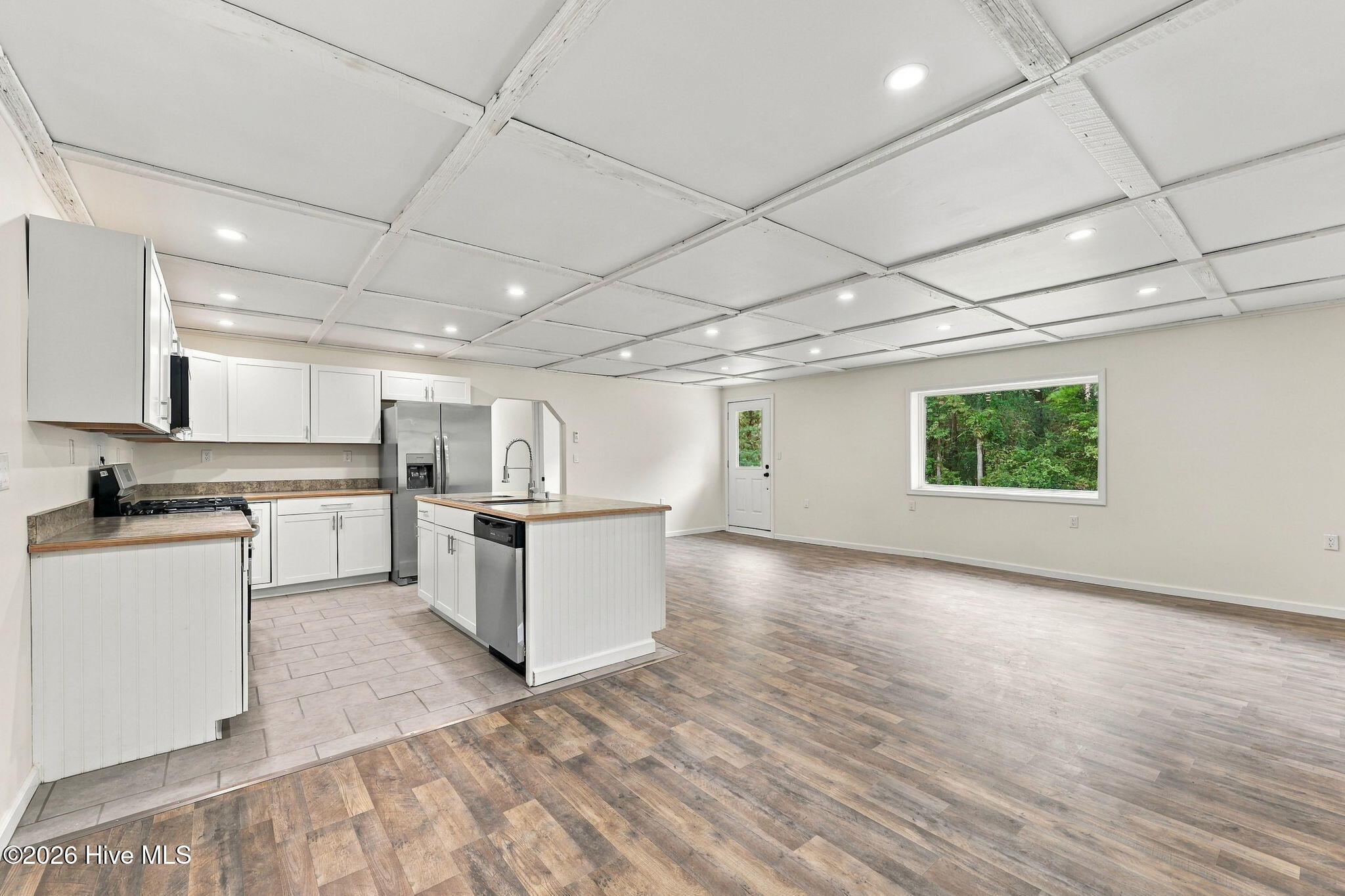 440 Village Drive Property Photo 18