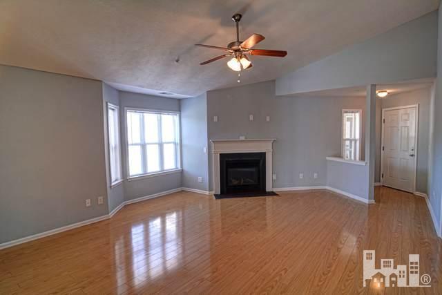633 Spencer Farlow Drive 31 Property Photo 2