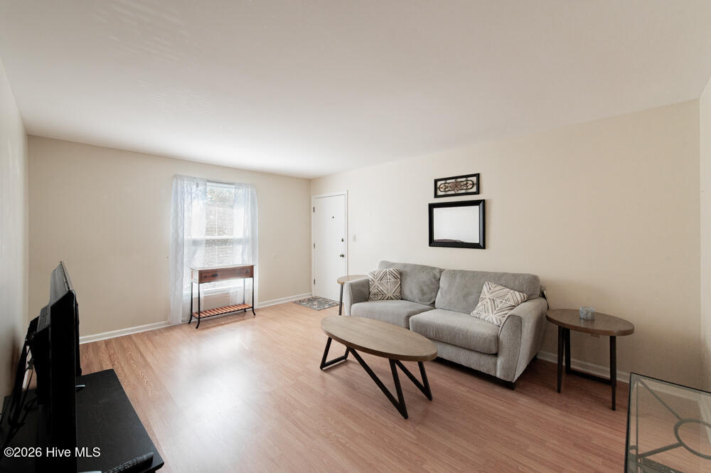 1020 Carriage Drive Apt D Property Photo 3