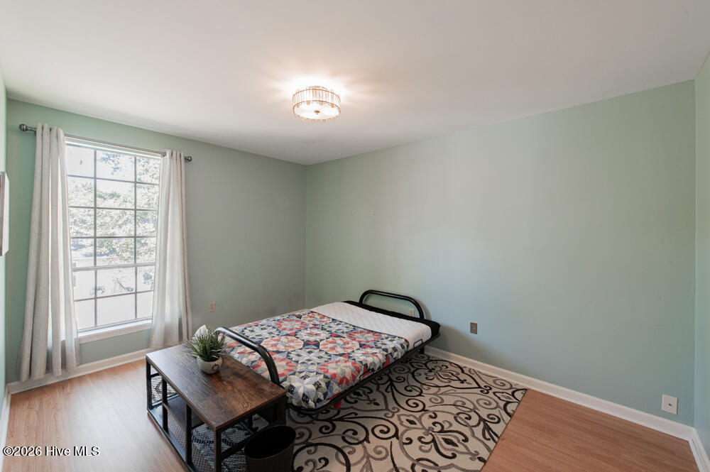 1020 Carriage Drive Apt D Property Photo 8