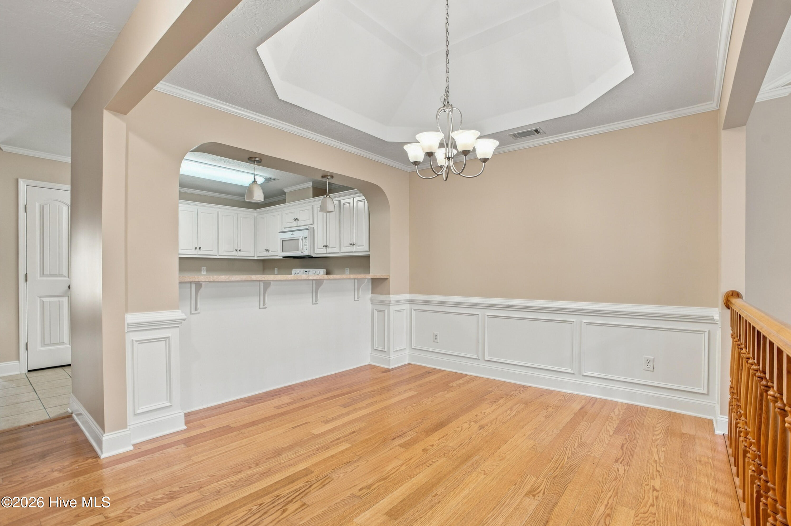 819 Whispering Willow Court Property Photo 5