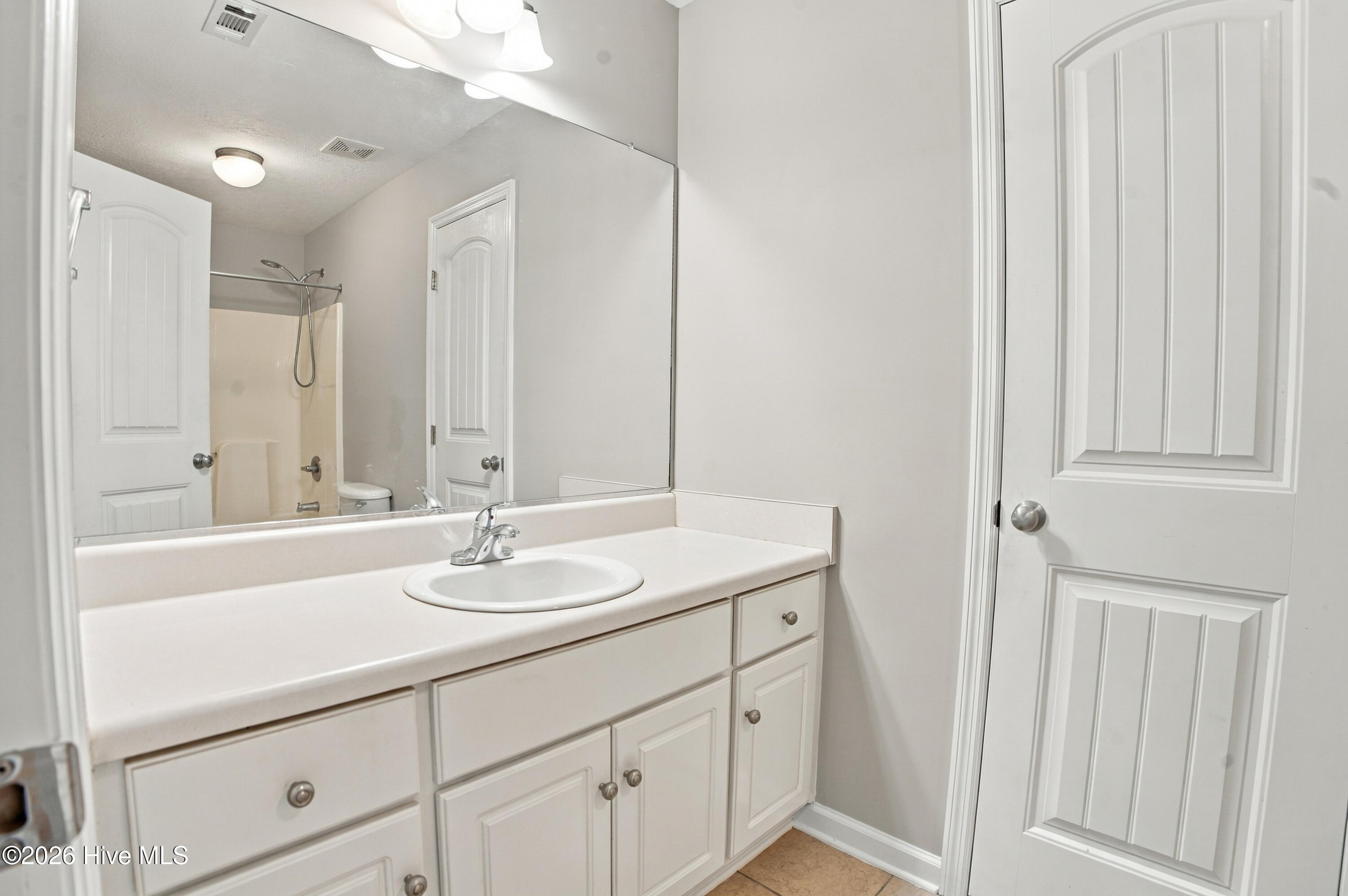 819 Whispering Willow Court Property Photo 16