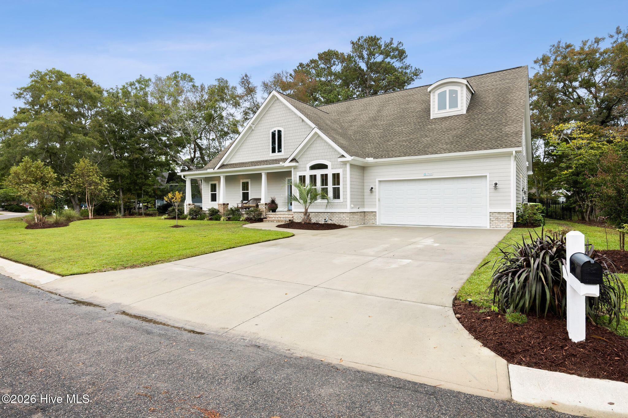 1748 Oakbrook Drive Sw Property Photo 4