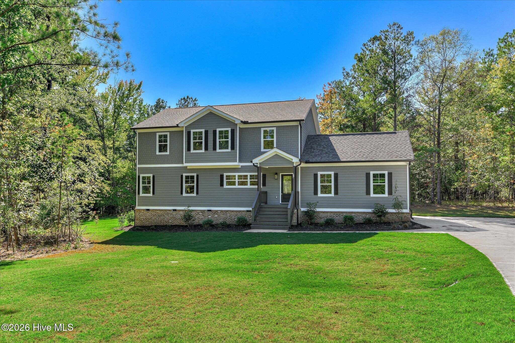 1021 S Pointe Court Property Photo 1