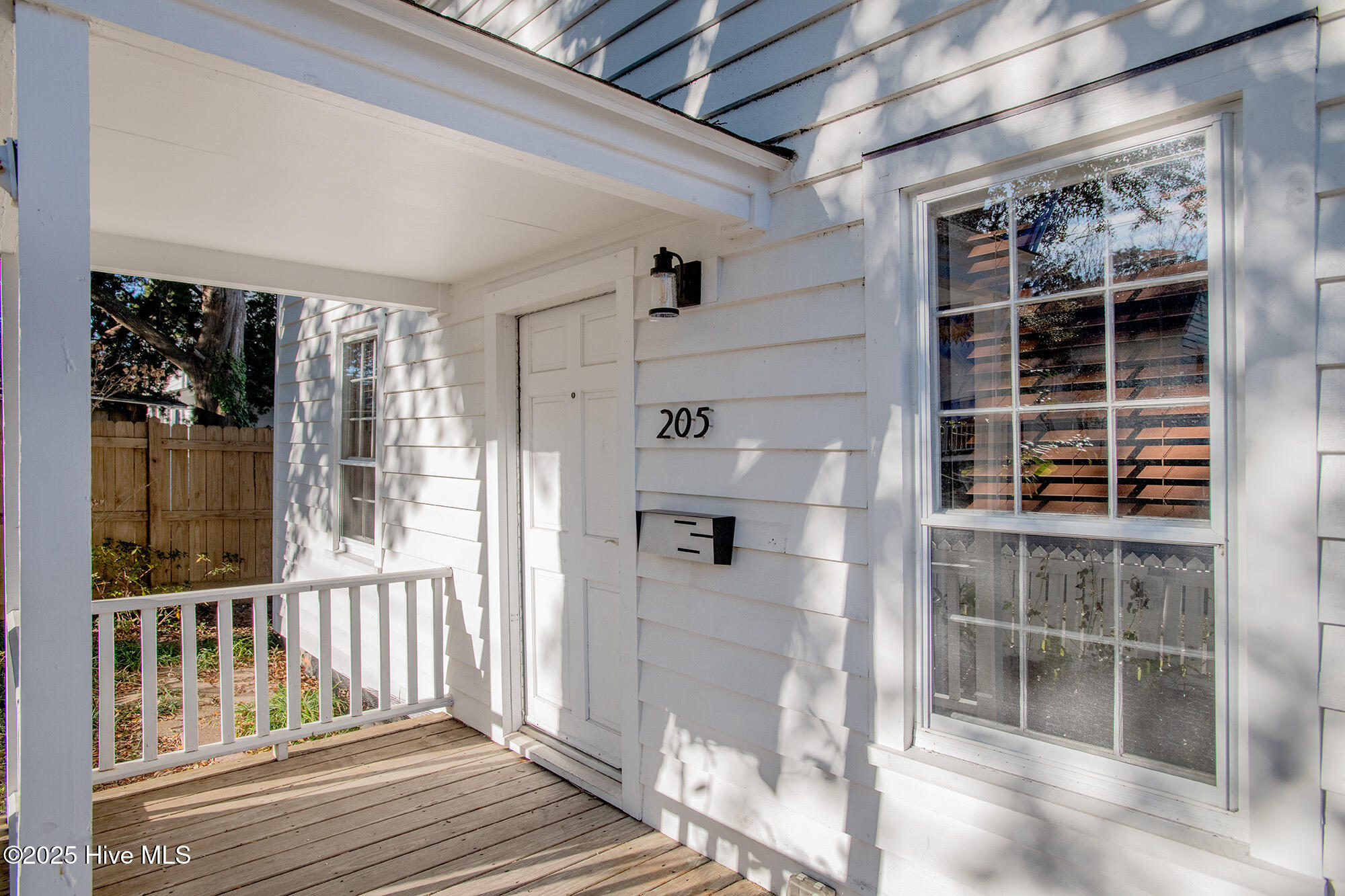 205 Moore Street Property Photo 4