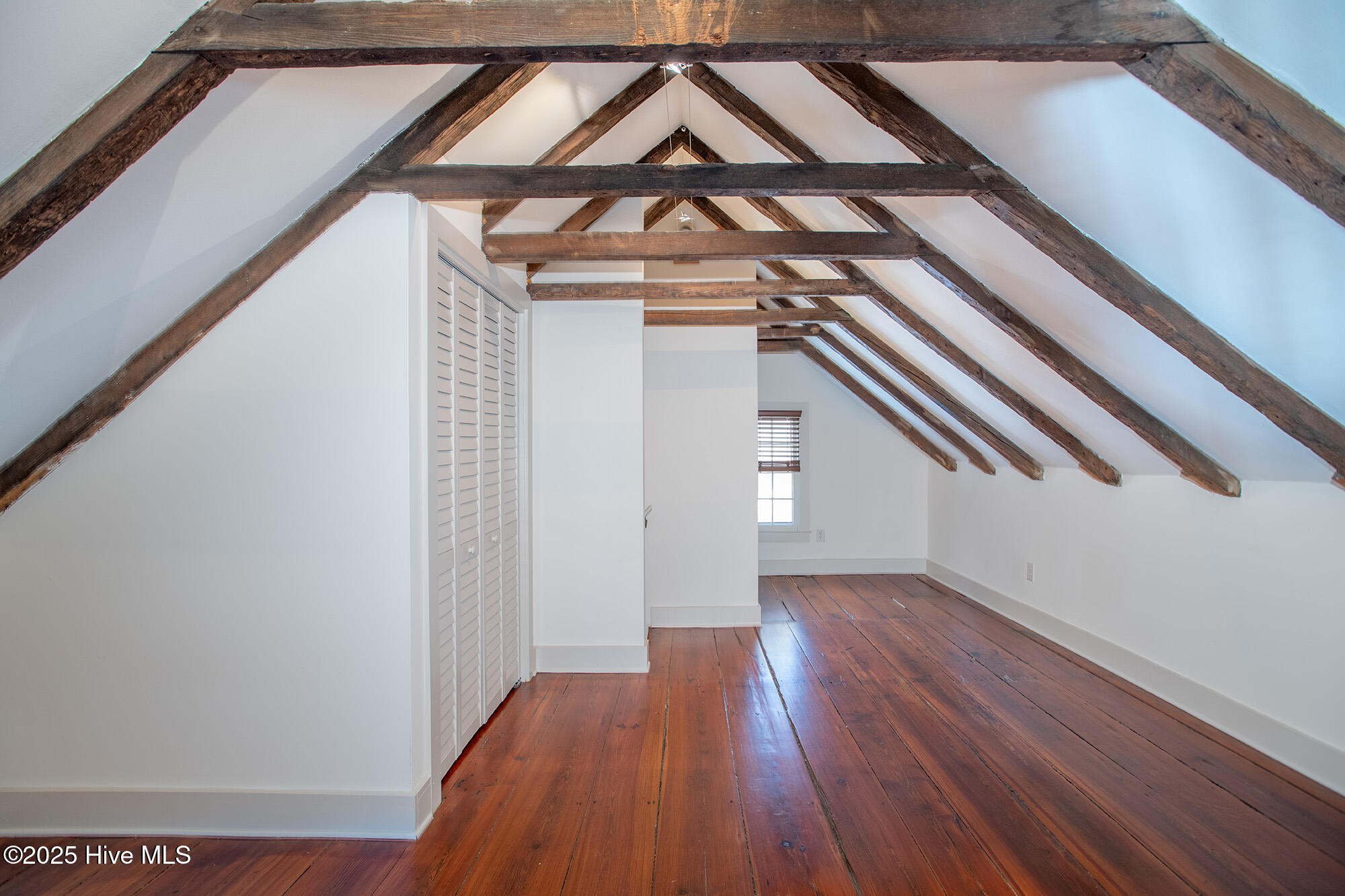 205 Moore Street Property Photo 23