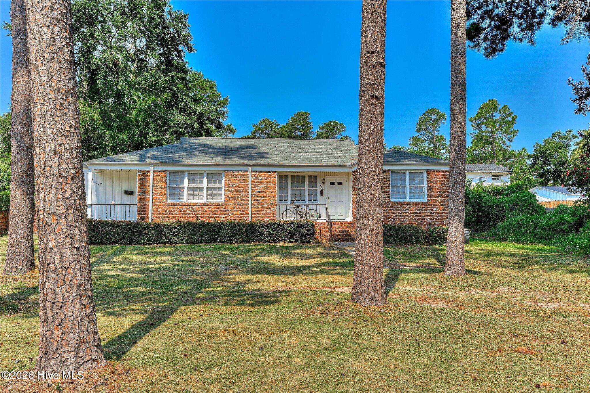 715 Bransford Road Property Photo 4