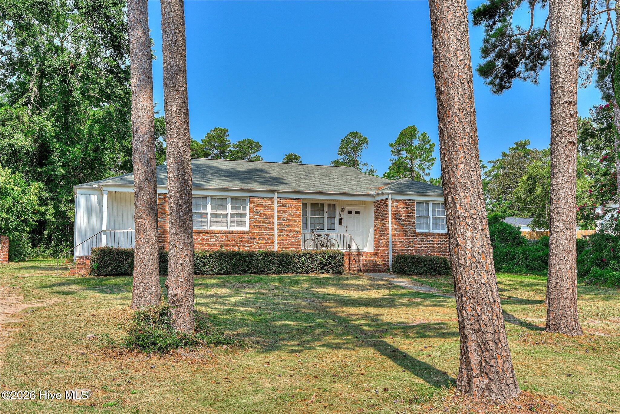 715 Bransford Road Property Photo 5