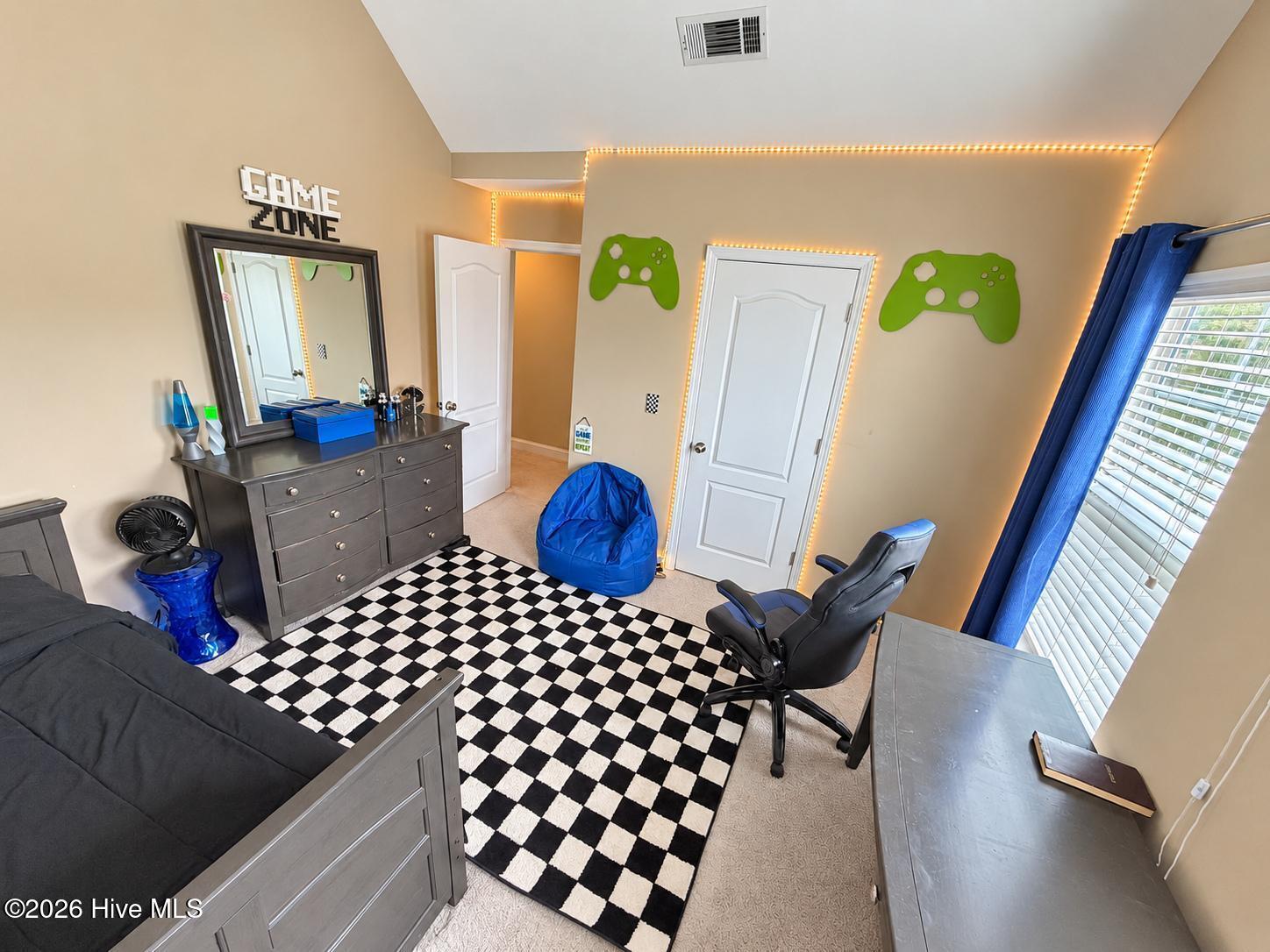 910 Citizens Way Property Photo 21