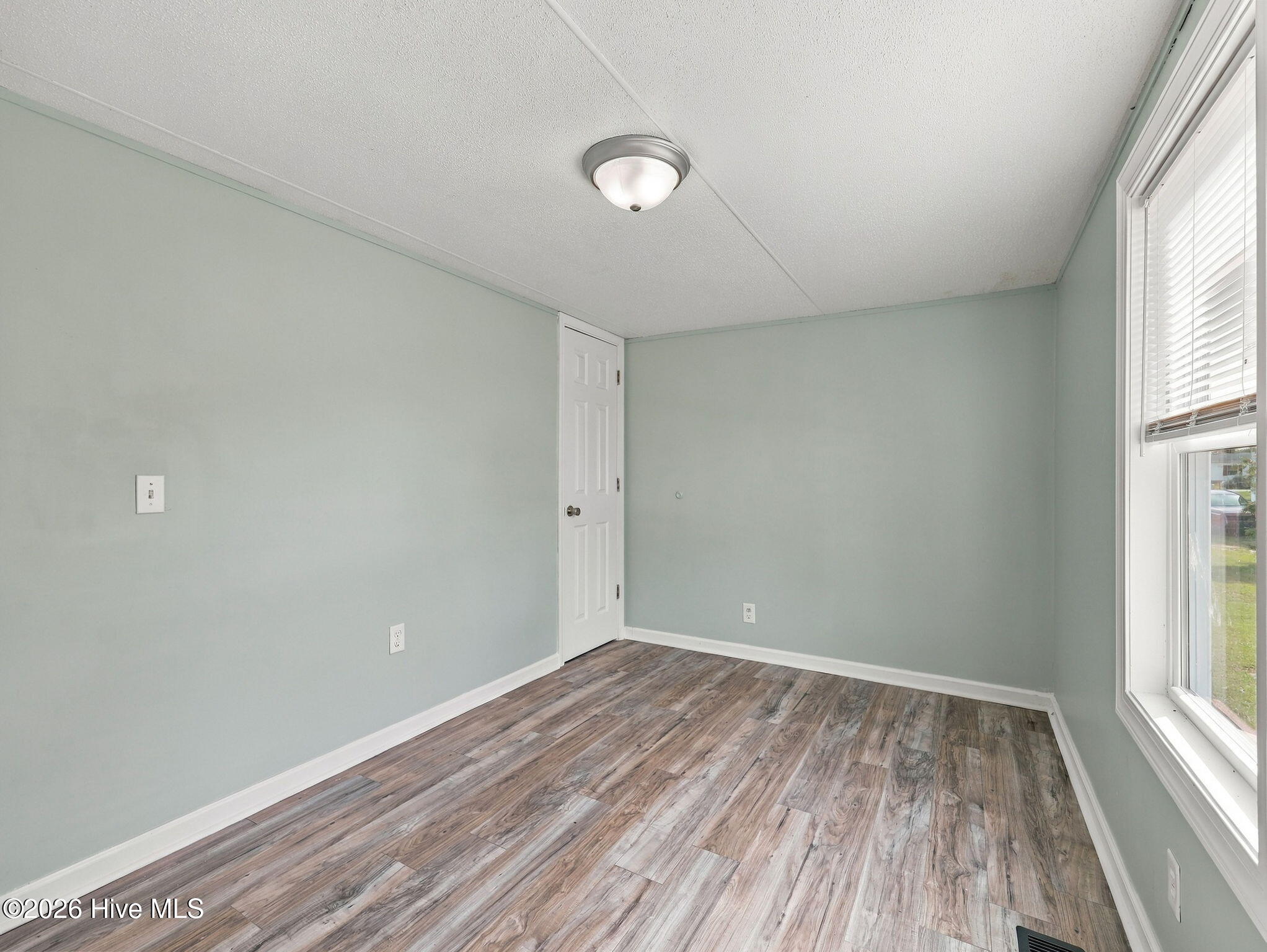 322 N Winchester Lane Property Photo 19