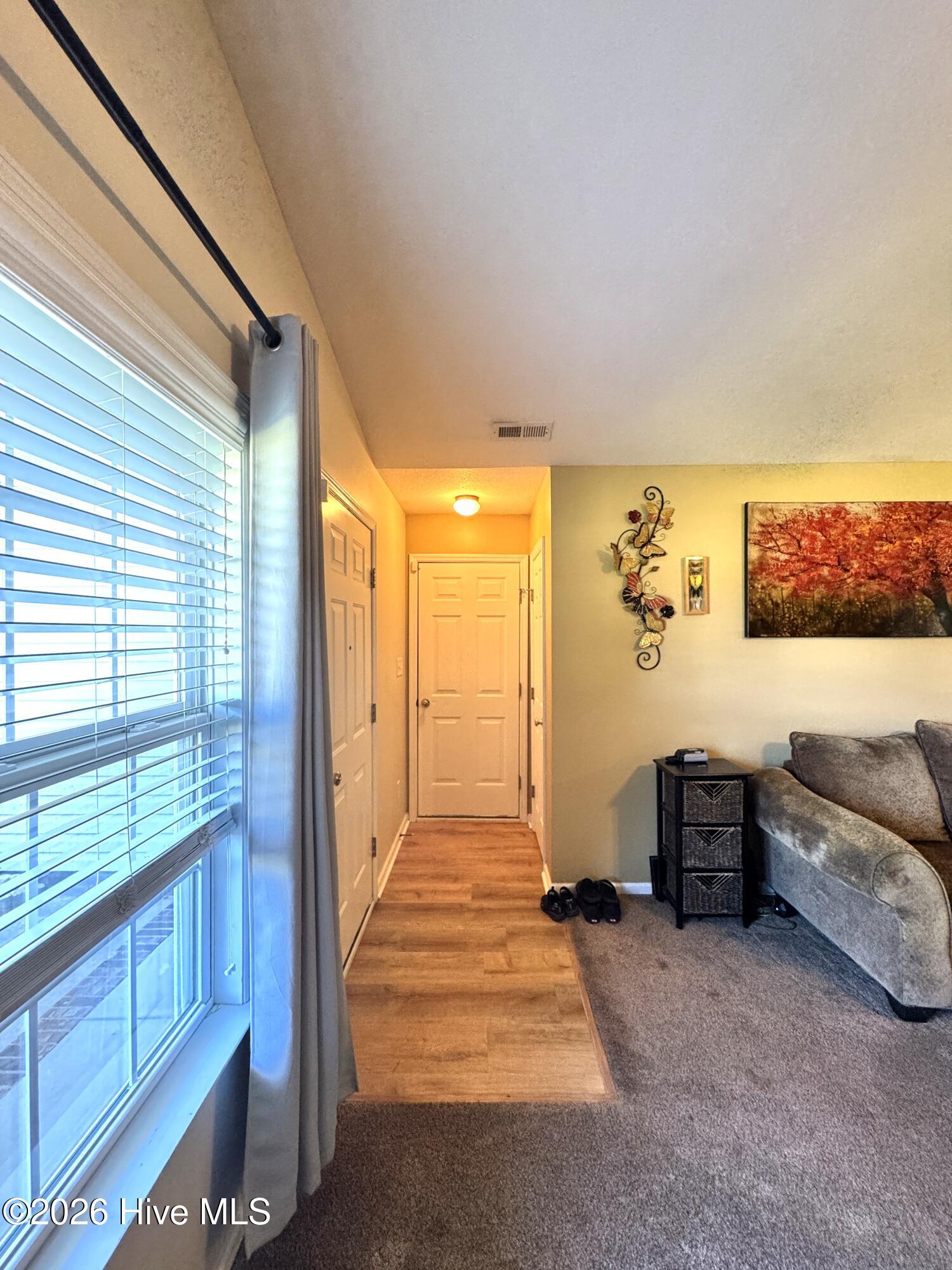 275 Brookstone Way Property Photo 5