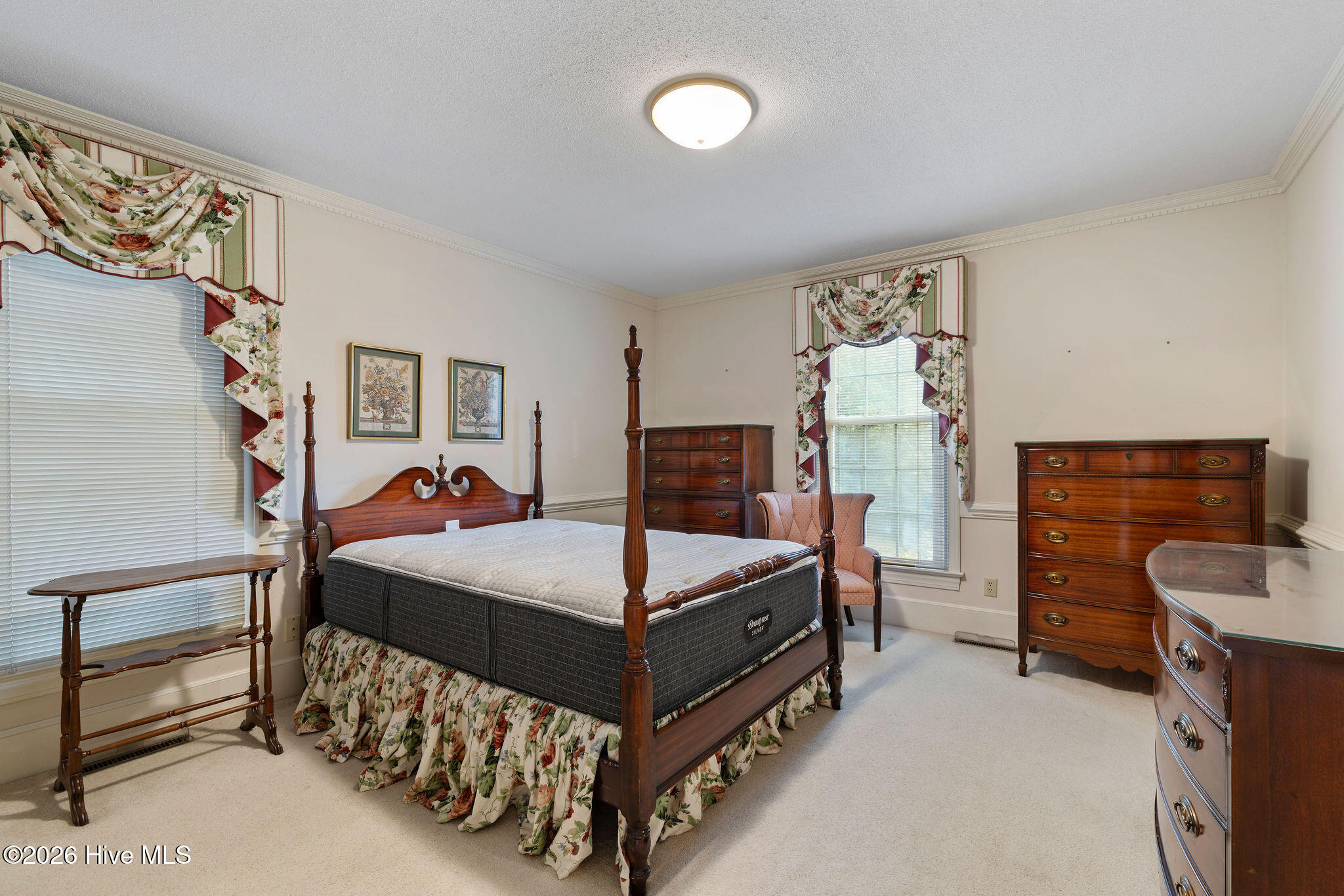 512 Forest Hill Drive Property Photo 20