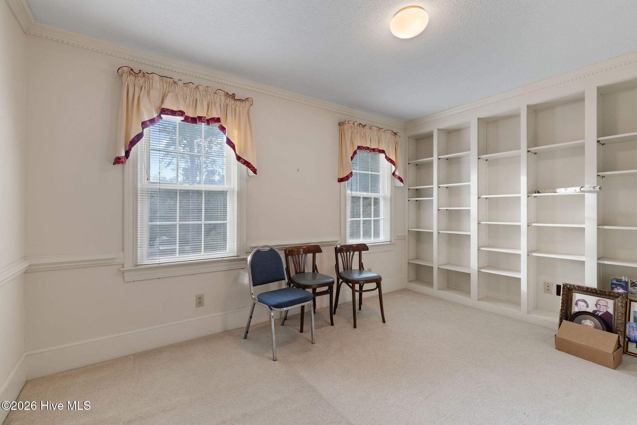 512 Forest Hill Drive Property Photo 21