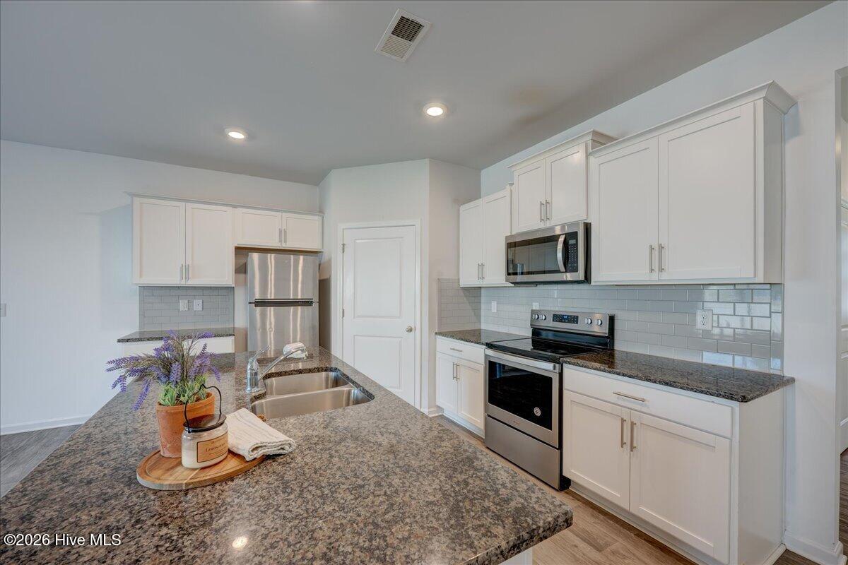 413 Isabelle Street Property Photo 20